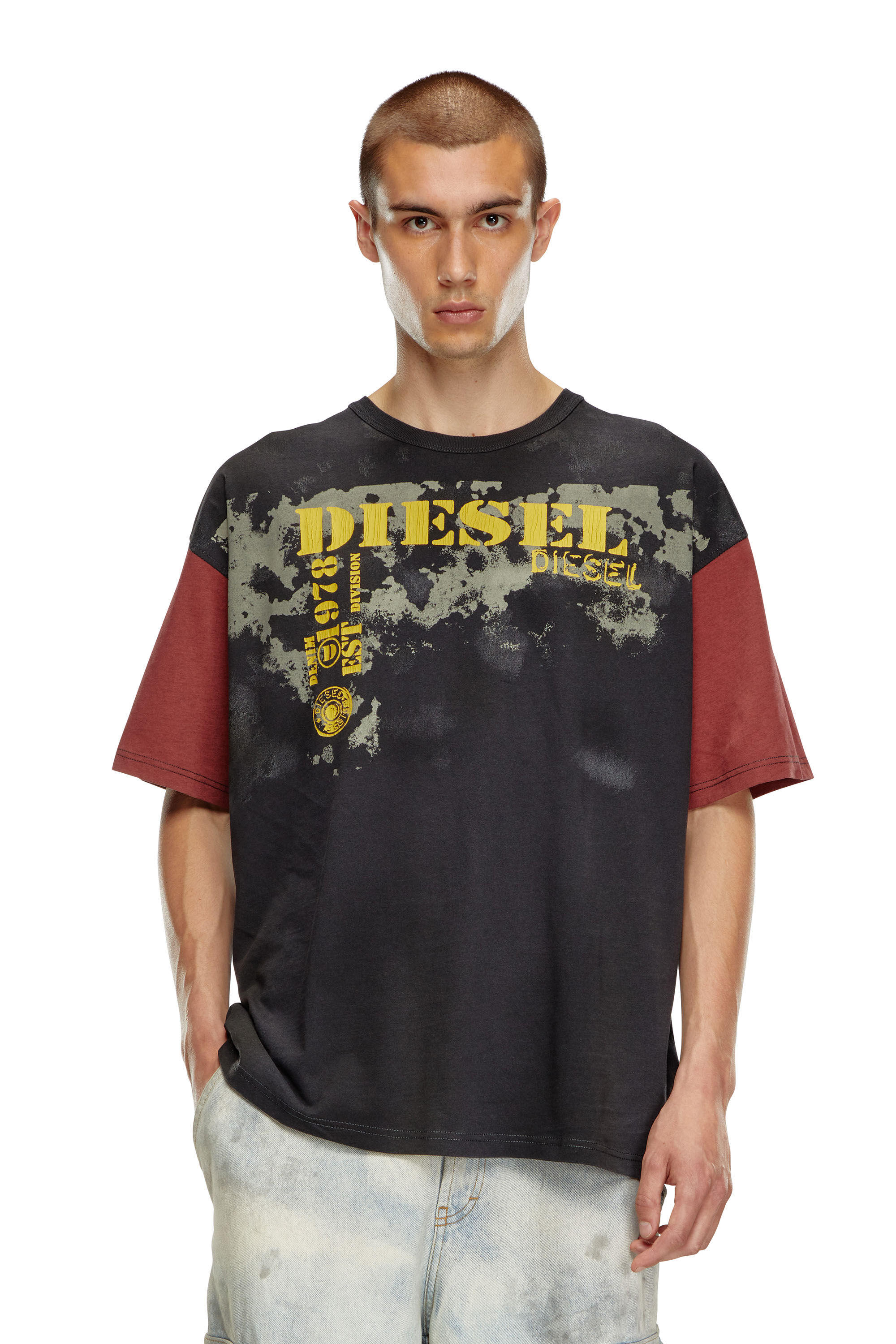 Diesel - T-BOXT-Q4, Camiseta en bloques de color con efectos de suciedad Hombre in Multicolor - 3