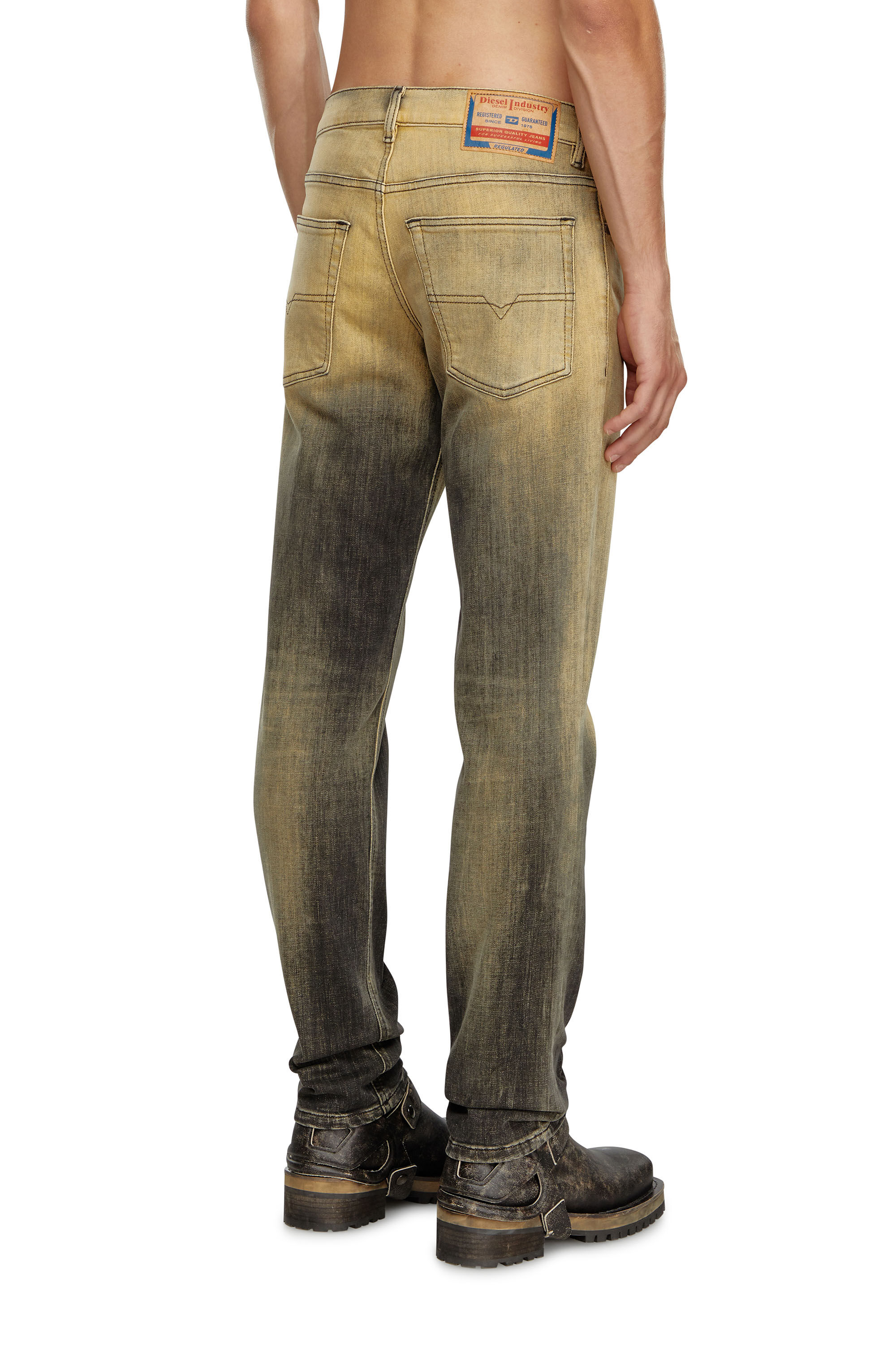 Diesel - Tapered Jeans 2023 D-Finitive 09J85 Hombre, Negro/Amarillo - 4