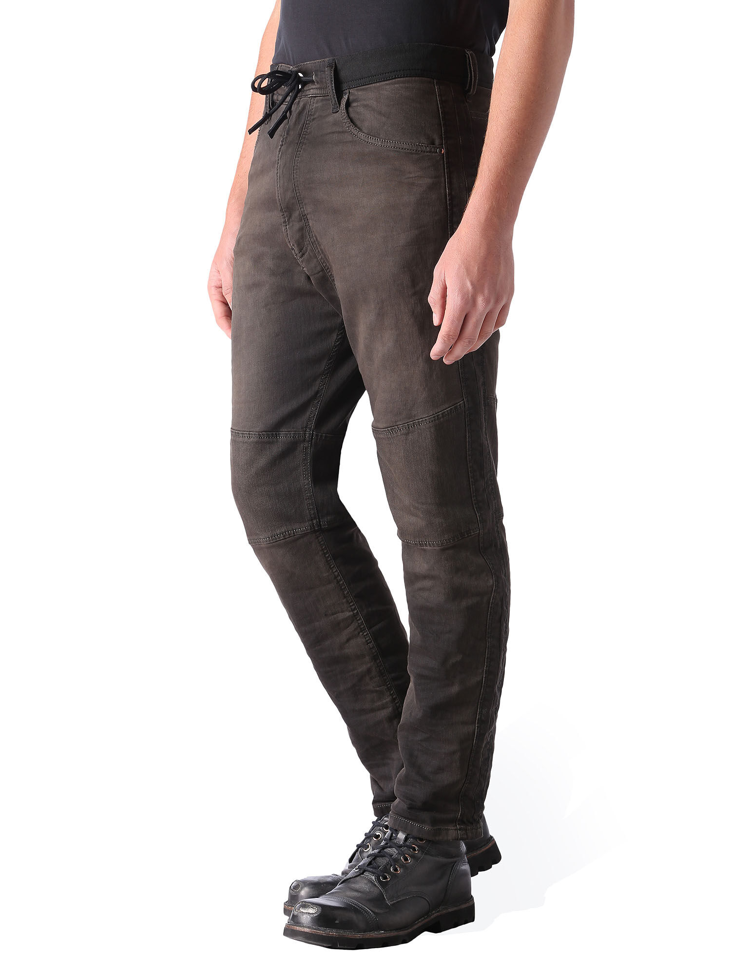 DIESEL JoggJeans モデルNARROT