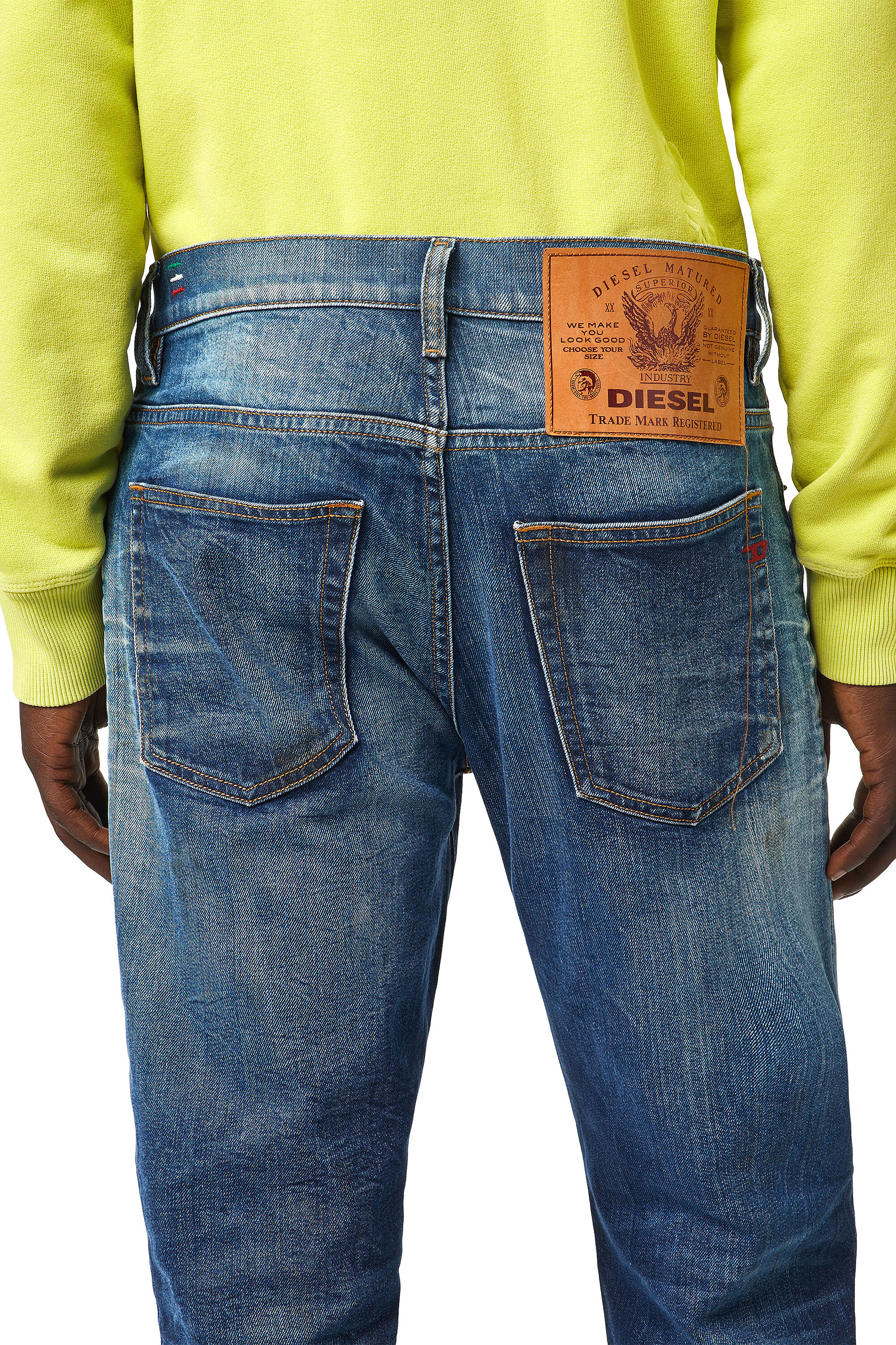 Diesel - Tapered Jeans 2005 D-Fining 09A96, Azul medio - Image 6