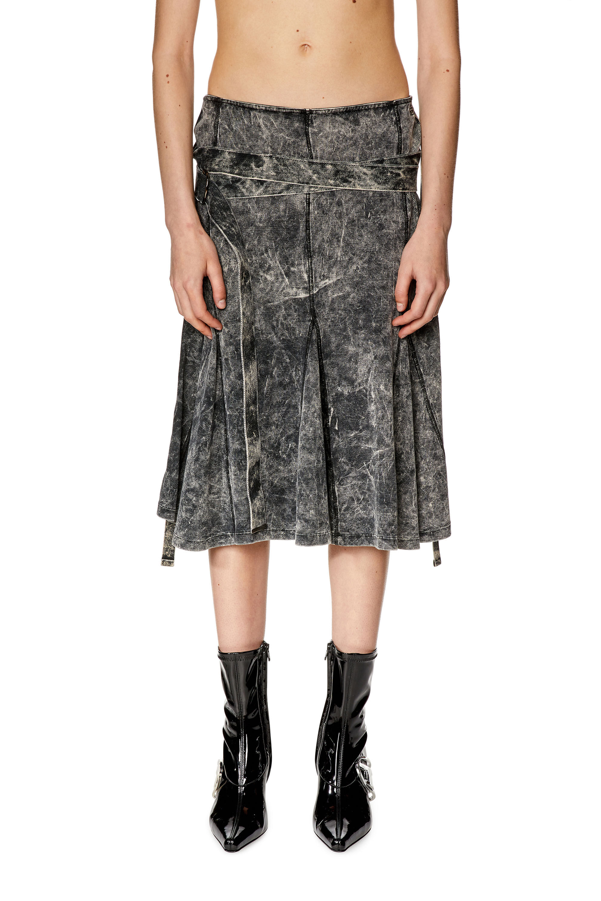 半額以下で買えるクーポン特集 | wash marble with skirt godet Ribbed Women's Black Diesel | スカート