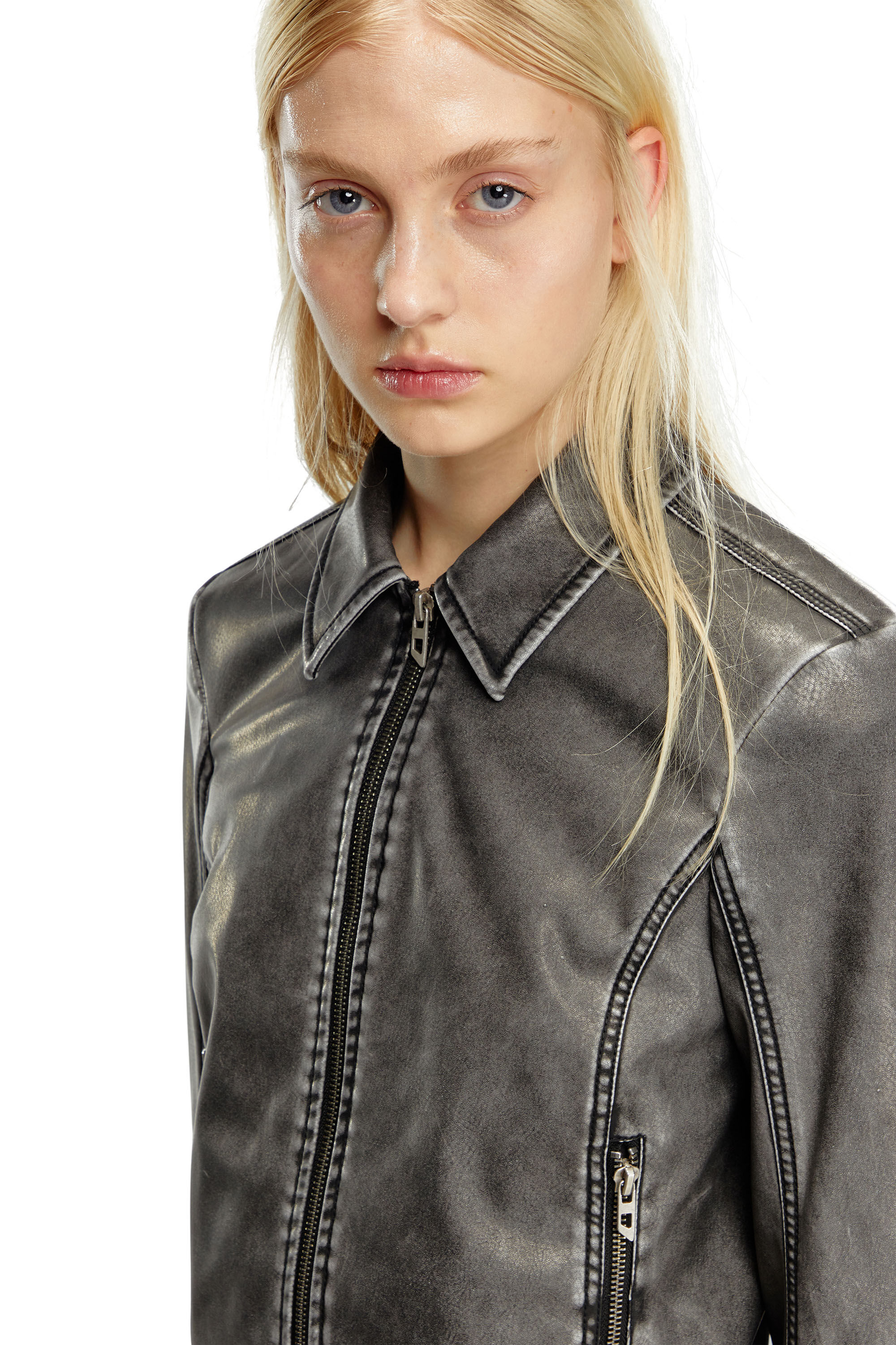 Diesel - G-OTA, Woman's Cropped jacket in washed tech fabric in Black - 4