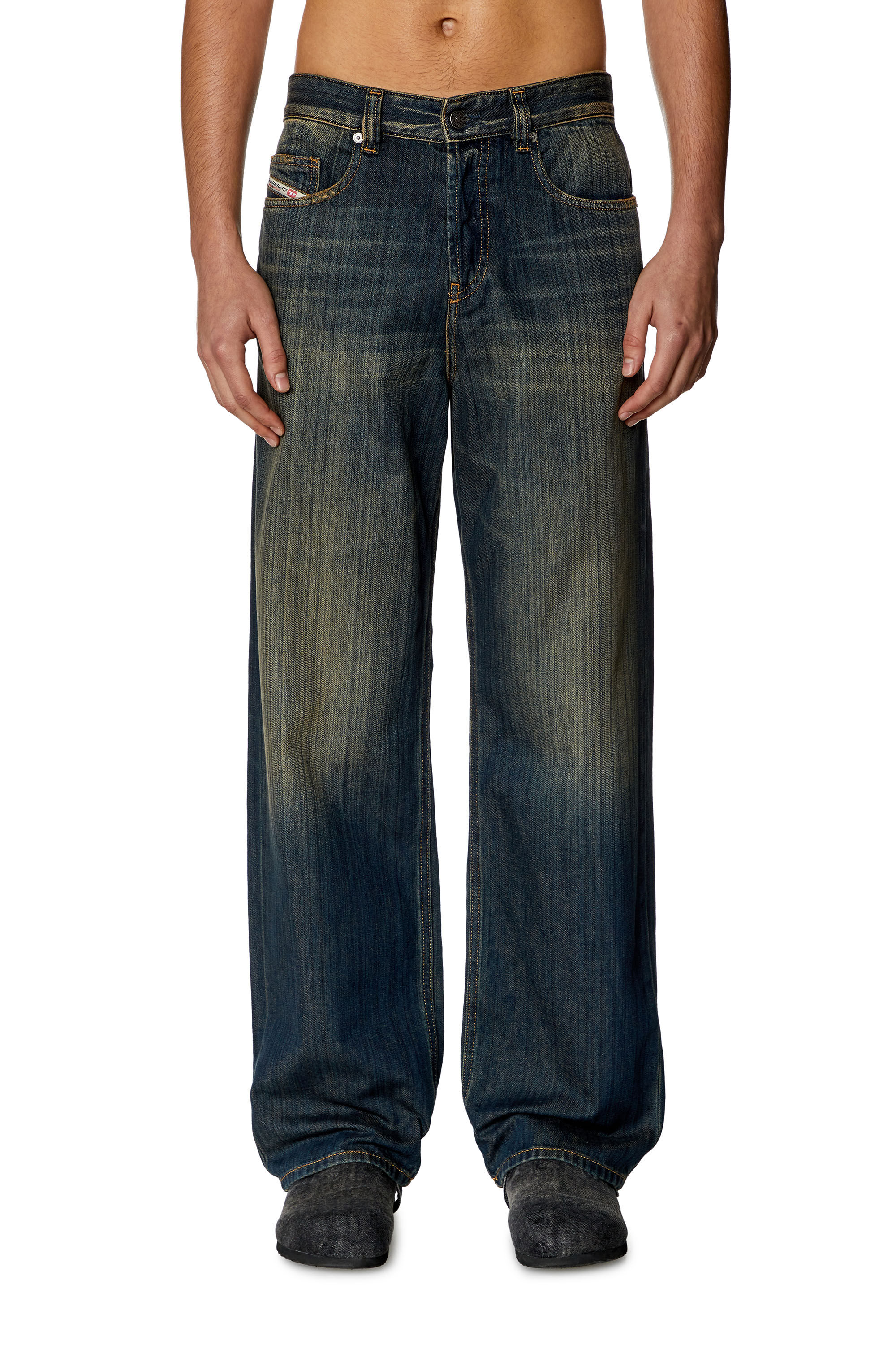 【ディーゼル】Relaxed Jeans 2001 D-Macro 09i35 Men's Regular Jeans | Black/Dark grey | Diesel 2001 D-Macro
