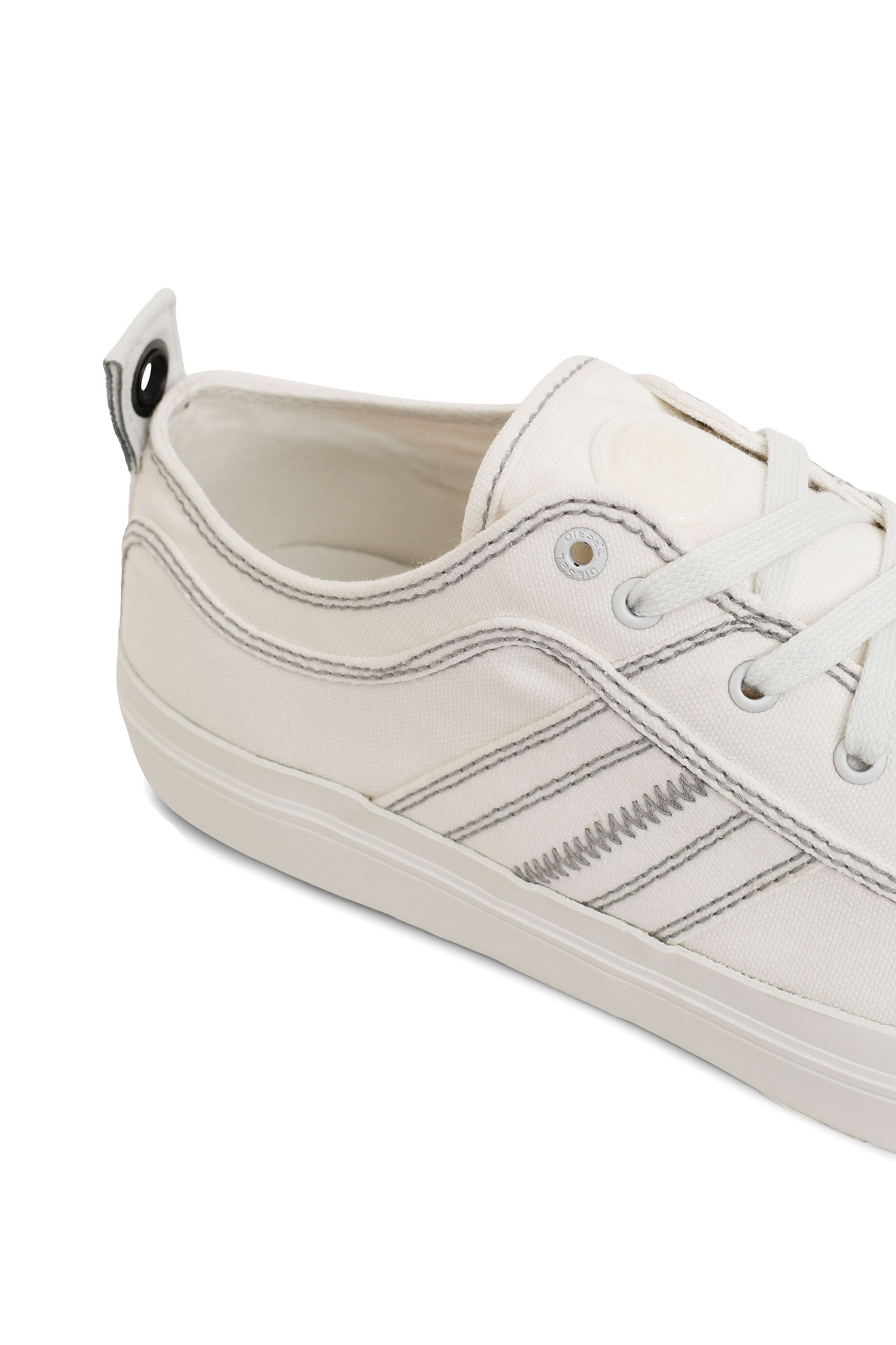 Diesel astico on sale low