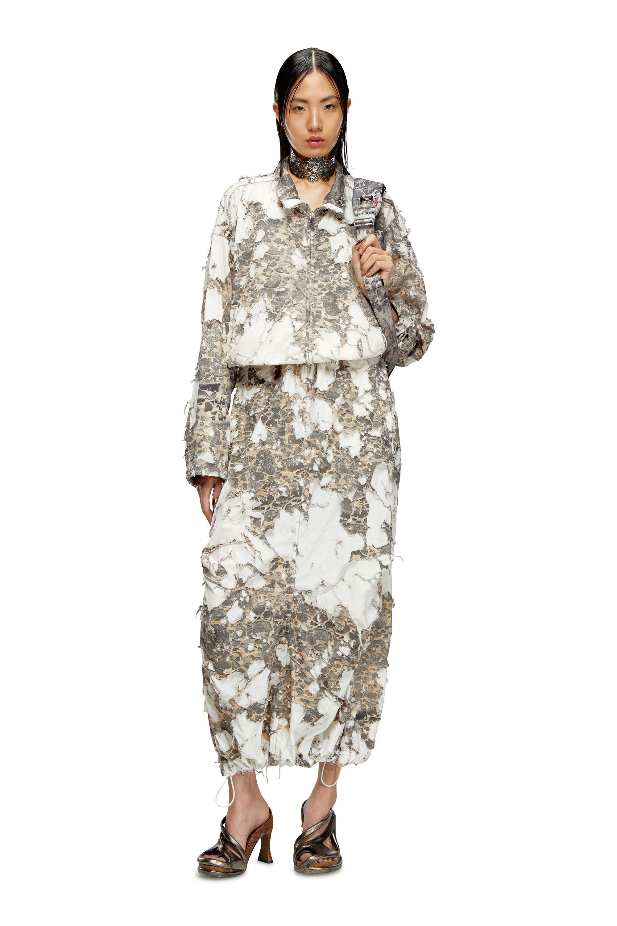 Diesel - O-HOCKYS, Mujer Falda larga con capa de camuflaje destruida in Blanco - Image 1
