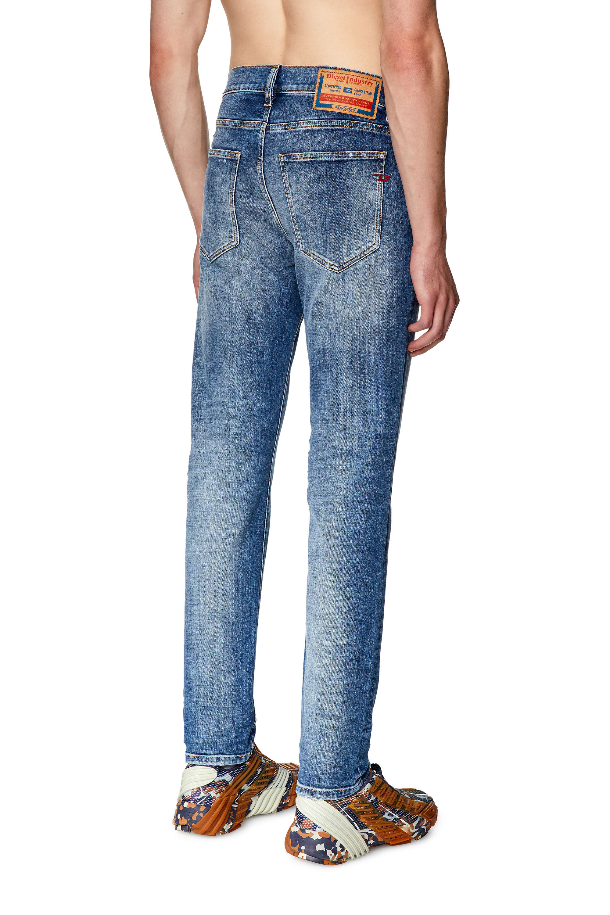 Diesel - Slim Jeans 2019 D-Strukt 09G32, Azul medio - Image 4