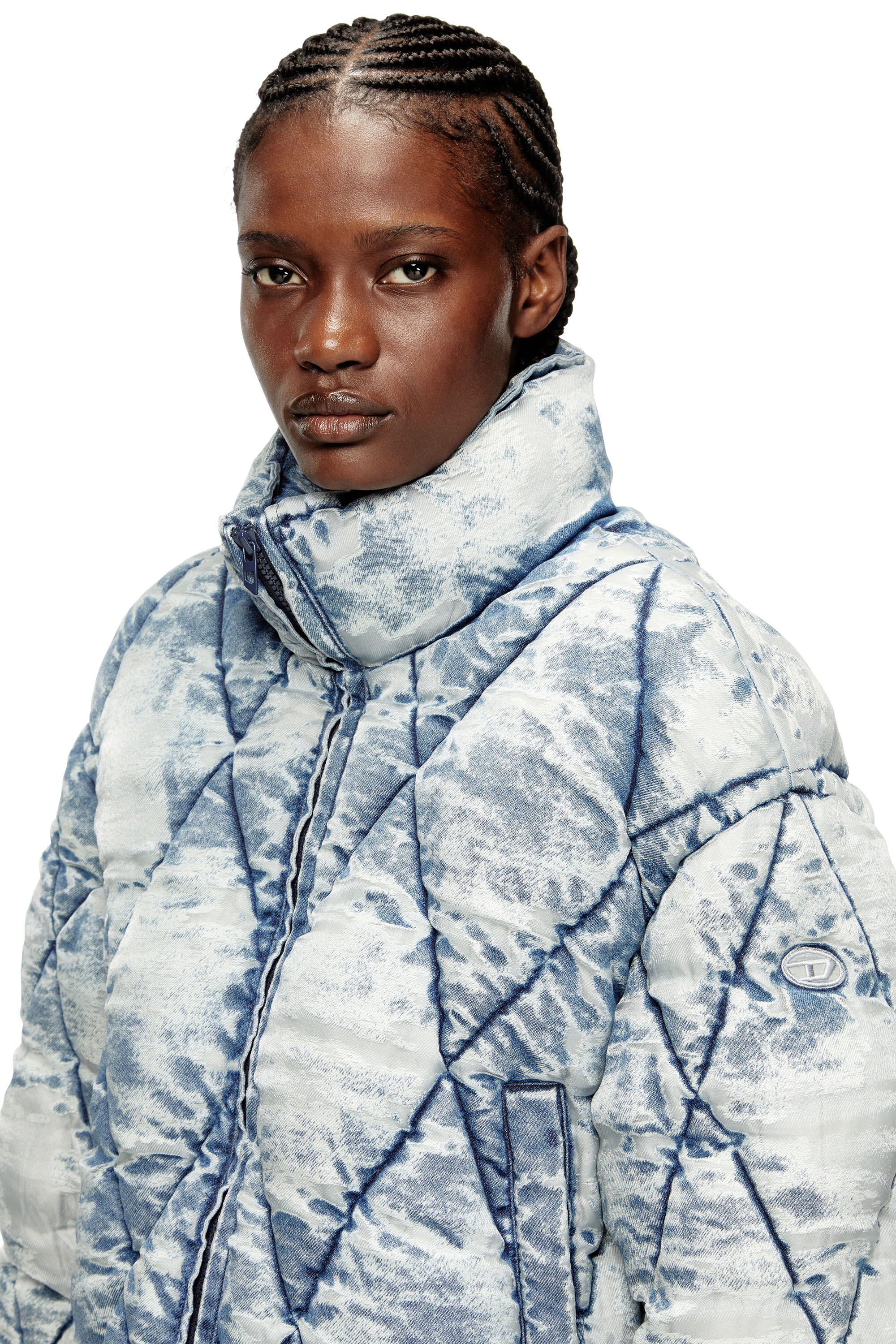 Diesel - W-HISTEL, Woman's Puffer jacket in argyle-quilted devoré shell in Light Blue - 4