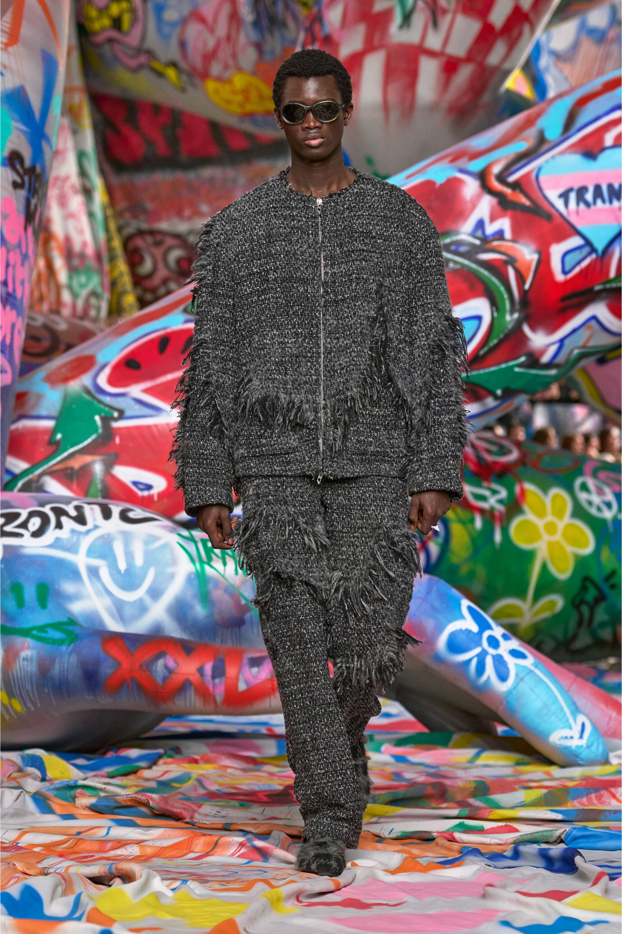 Diesel - P-ABERDEEN-NEW, Man's Layered pants in destroyed bouclé in Black - 6