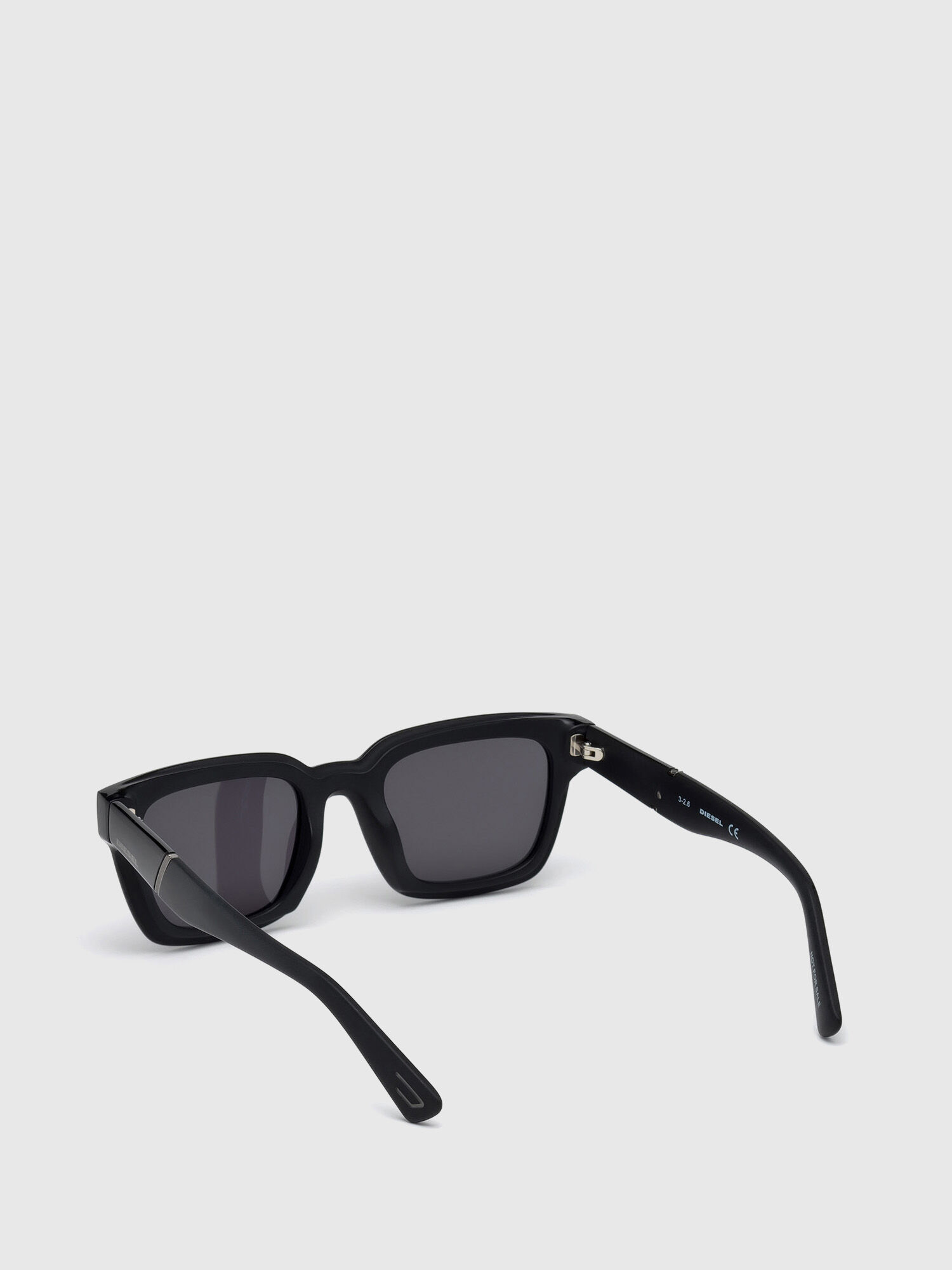 DL0231, Negro