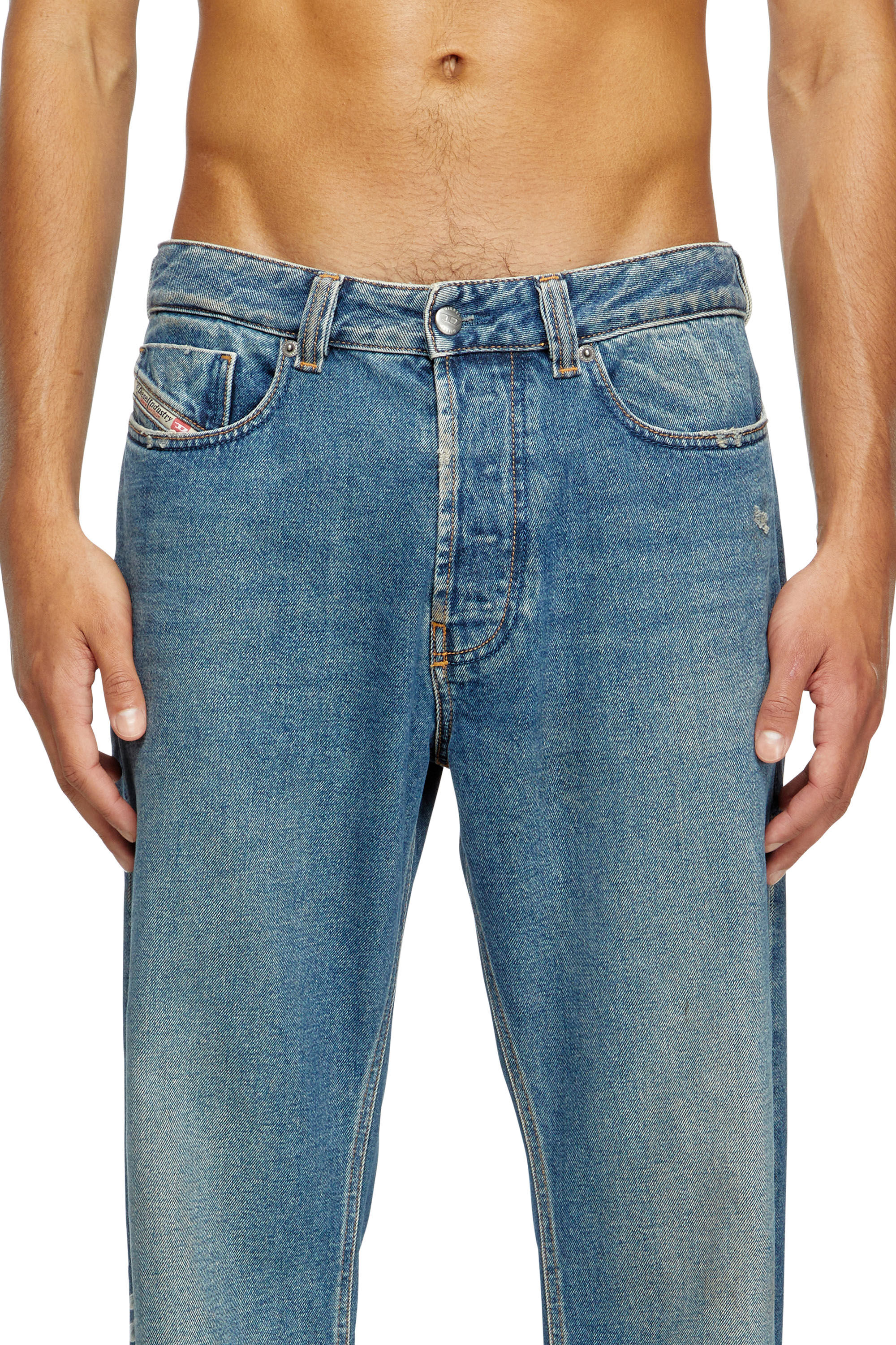 Diesel - Relaxed Jeans 1980 D-Eeper 09J79 Hombre, Azul medio - 5