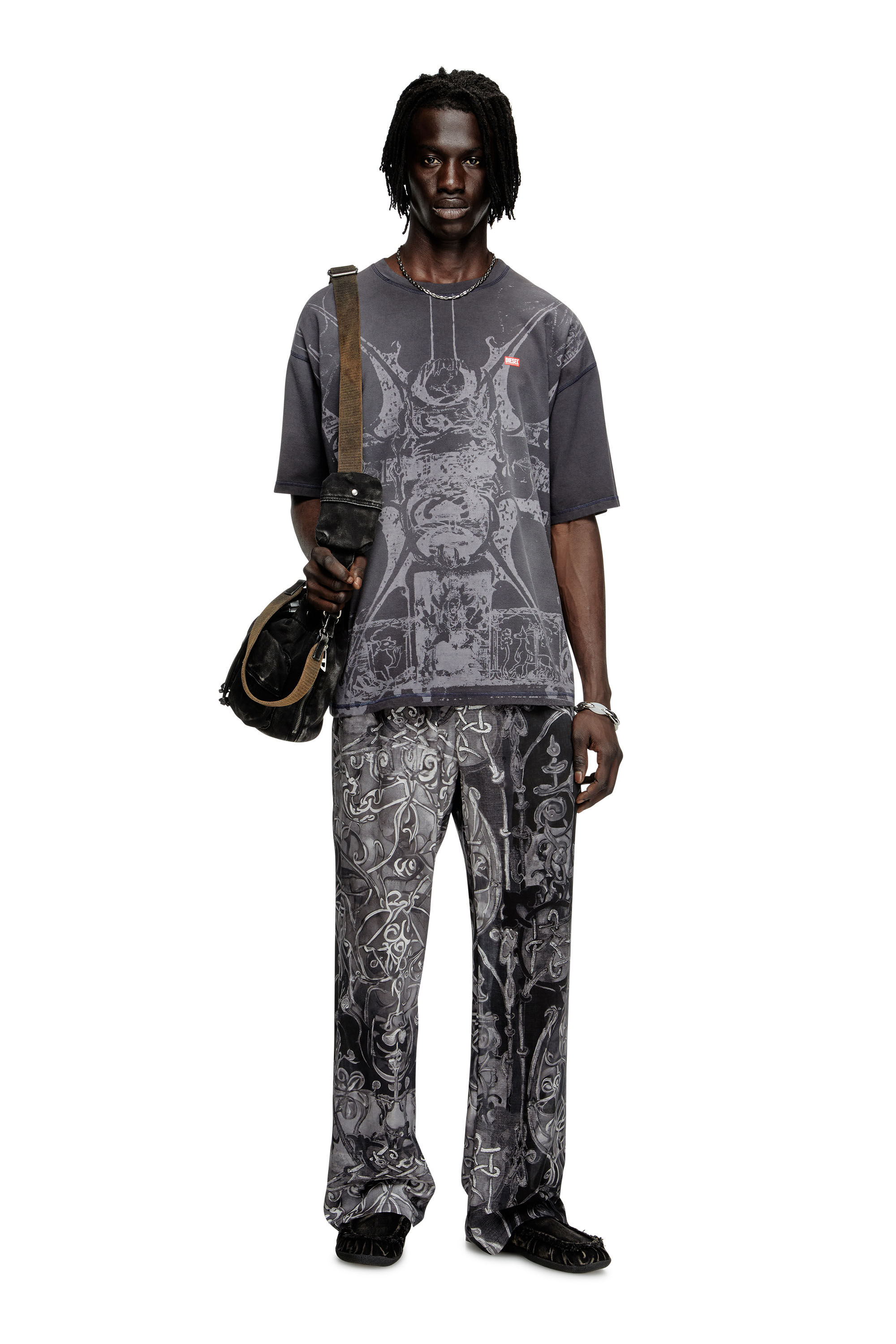 Diesel - T-BOXT-T13, Camiseta con estampado medieval a tono Hombre in Negro - 1