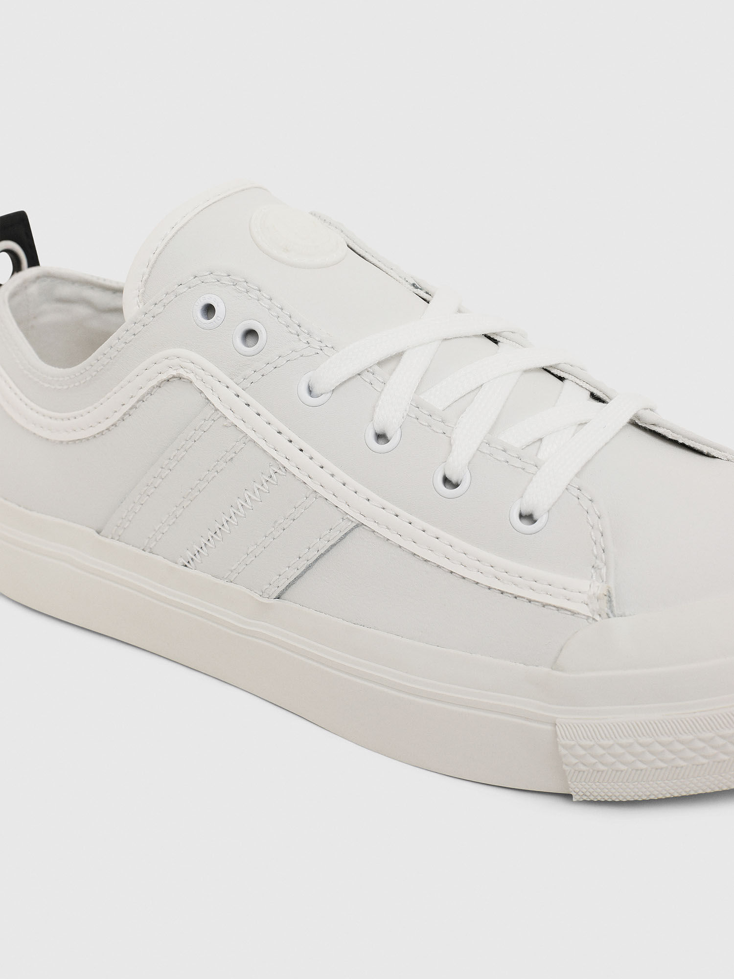 Diesel low lace sales trainers