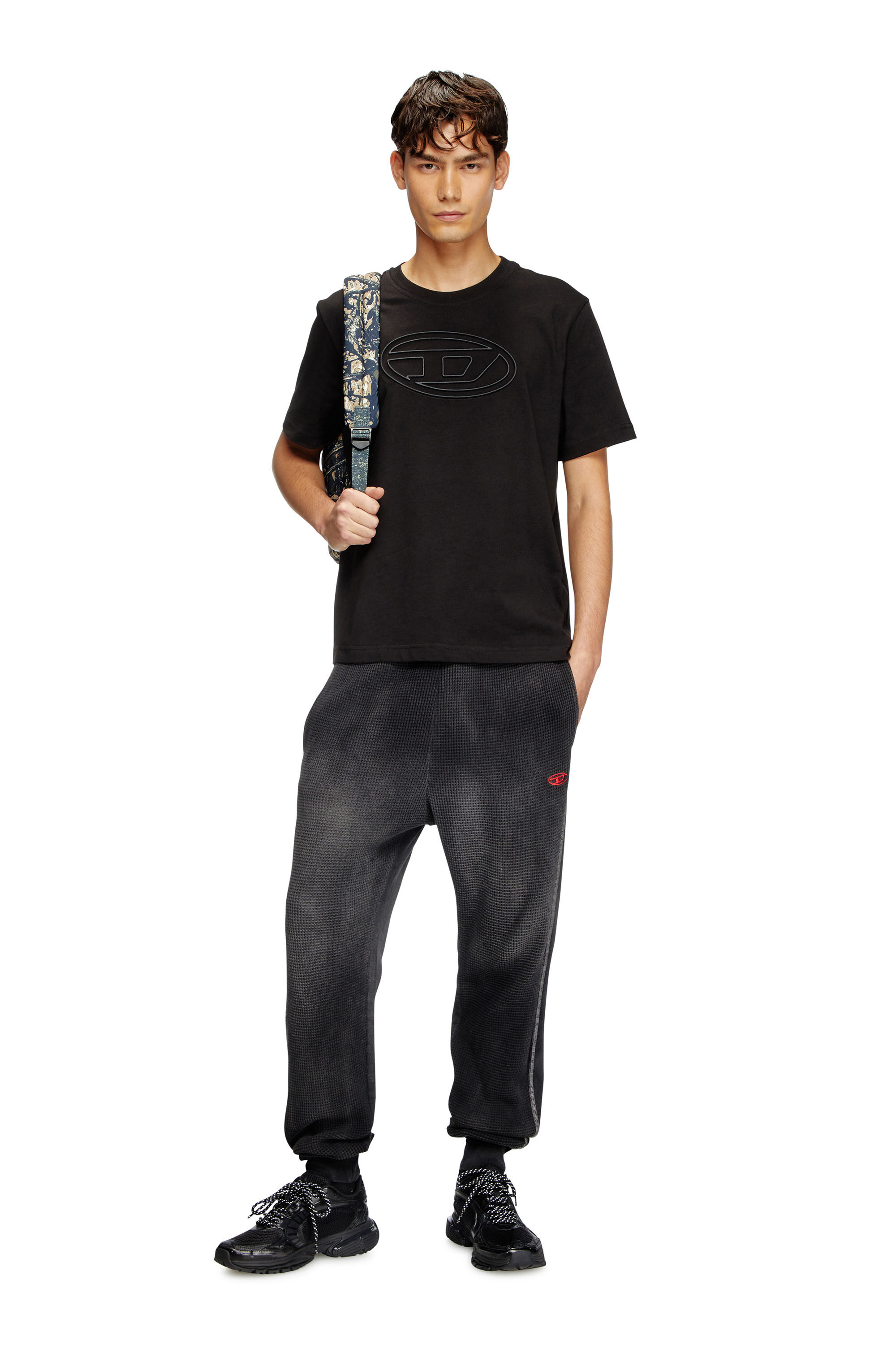 Diesel - T-ADJUST-BIGOVAL, Camiseta con Oval D en relieve Hombre in Negro - 1