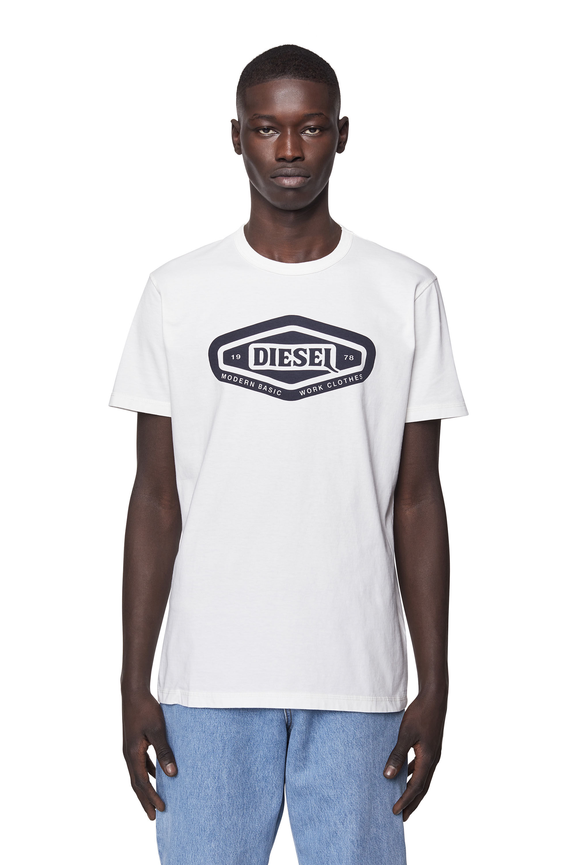 Begrænse Sobriquette Persuasion T-DIEGOR-D1 Man: Fashion Show T-shirt with logo print | Diesel