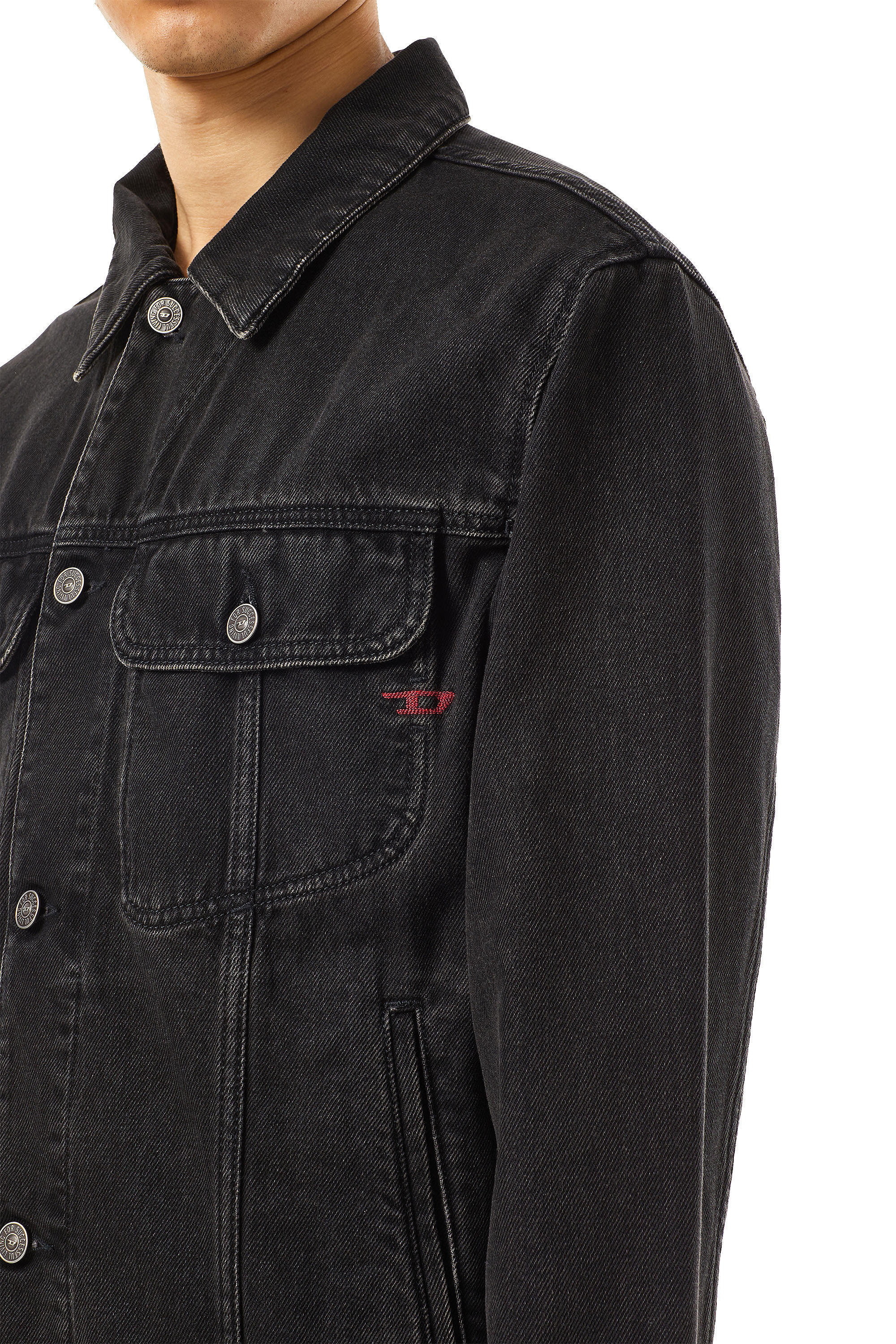 Diesel - D-BARCY TRUCKER JACKET, Chaqueta trucker de corte regular Hombre in Negro - 4