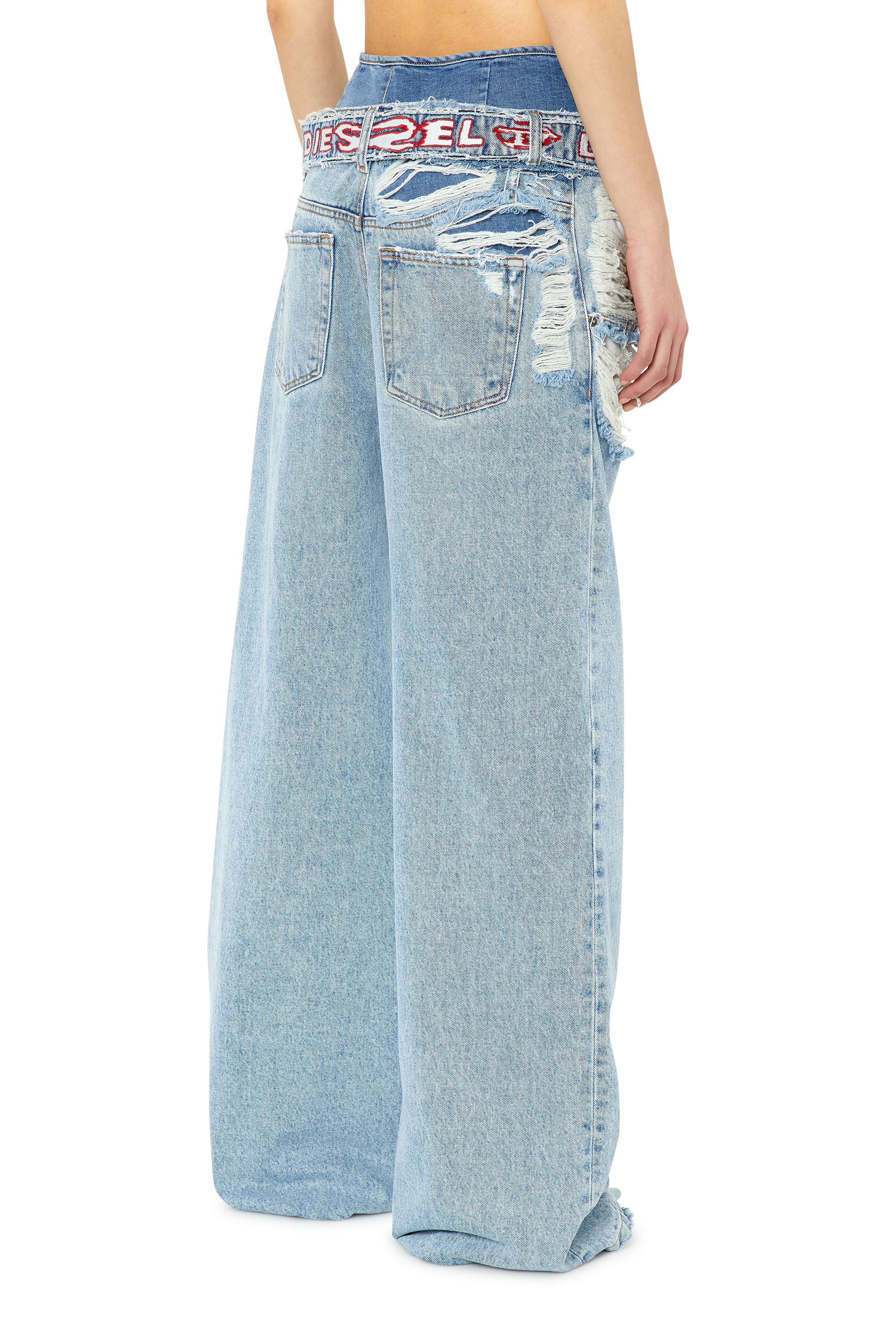 【関税&送料込】Diesel Jeans D-ILLIN Woman: boyfriend Light blue Jeans | Diesel