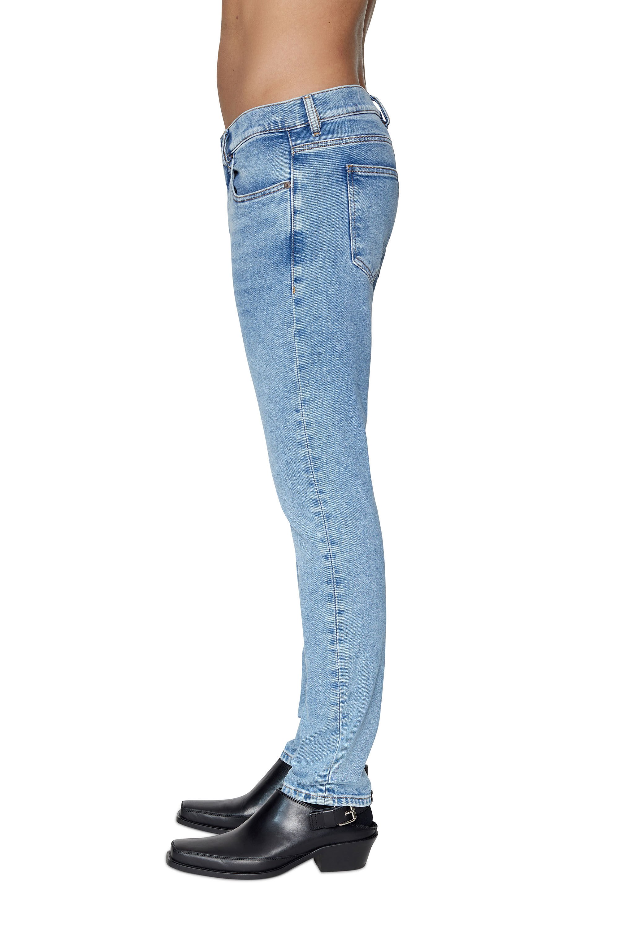 Diesel - Slim Jeans 2019 D-Strukt 09B92, Azul Claro - Image 5