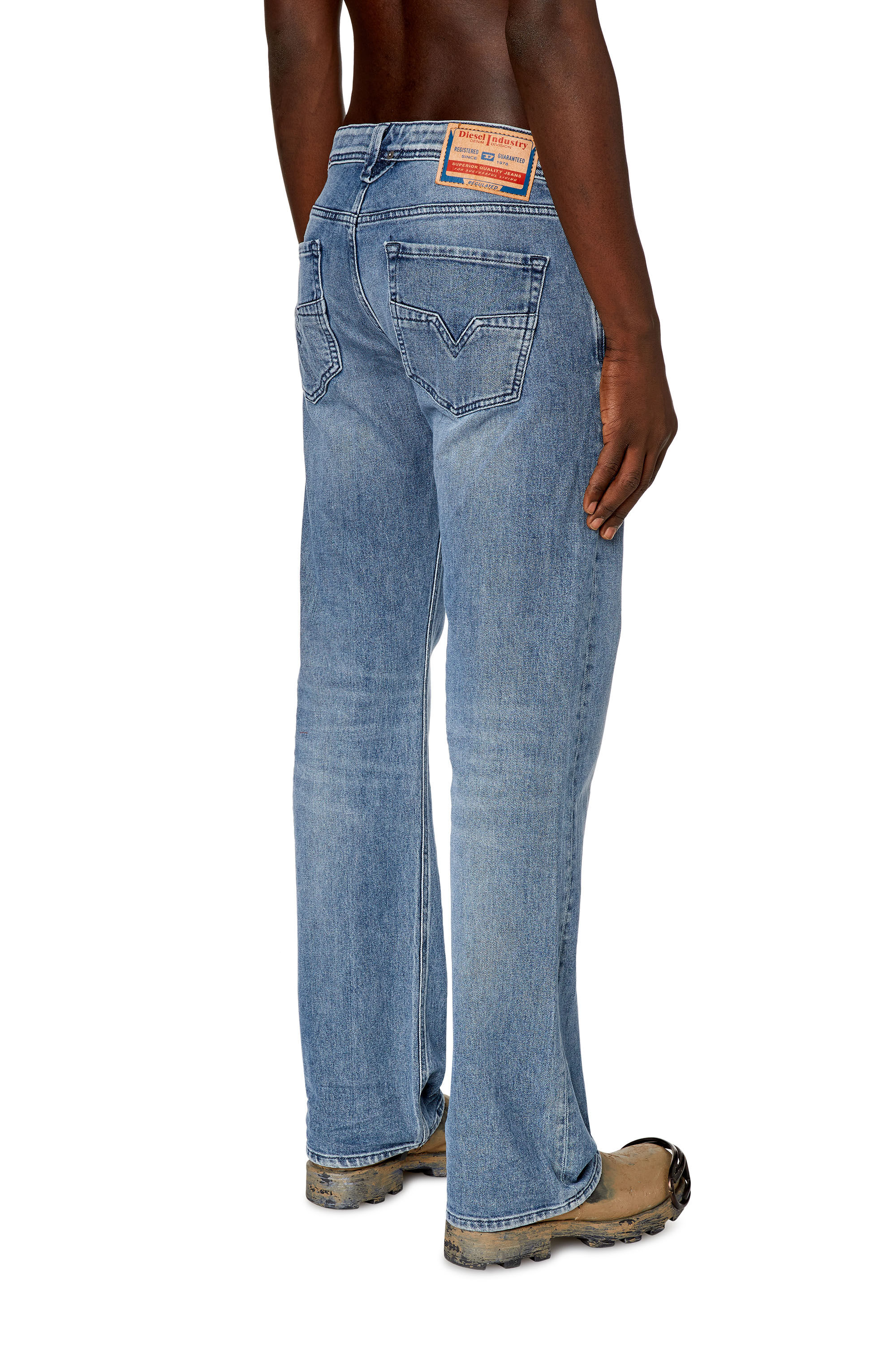 Men's Straight Jeans | Medium blue | Diesel 1985 Larkee