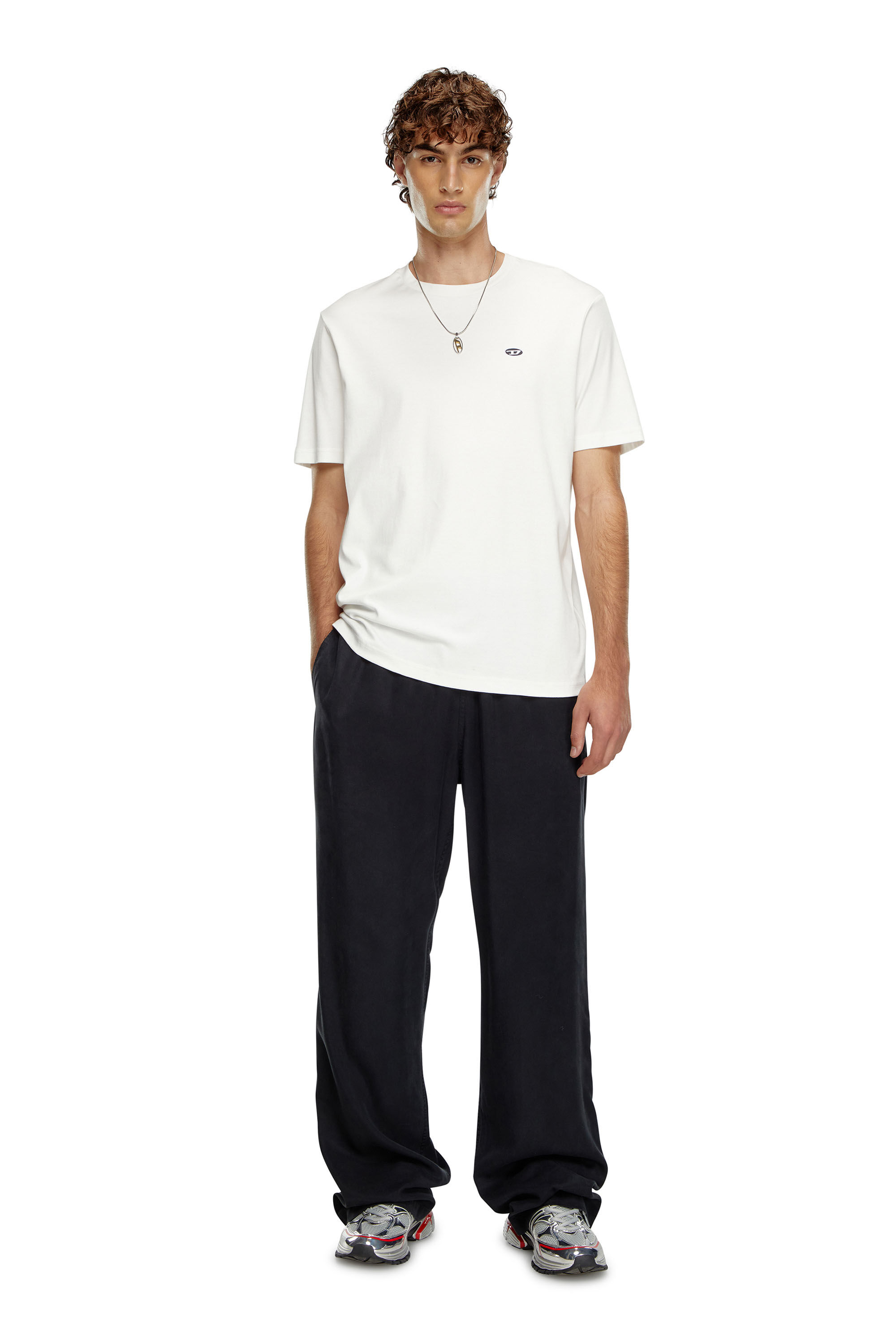 ディーゼル DIESEL Tシャツ オーバルD T-JUST-DOVAL-PJ ロゴT T-JUST-DOVAL-PJ: T-shirt with oval D patch | Diesel
