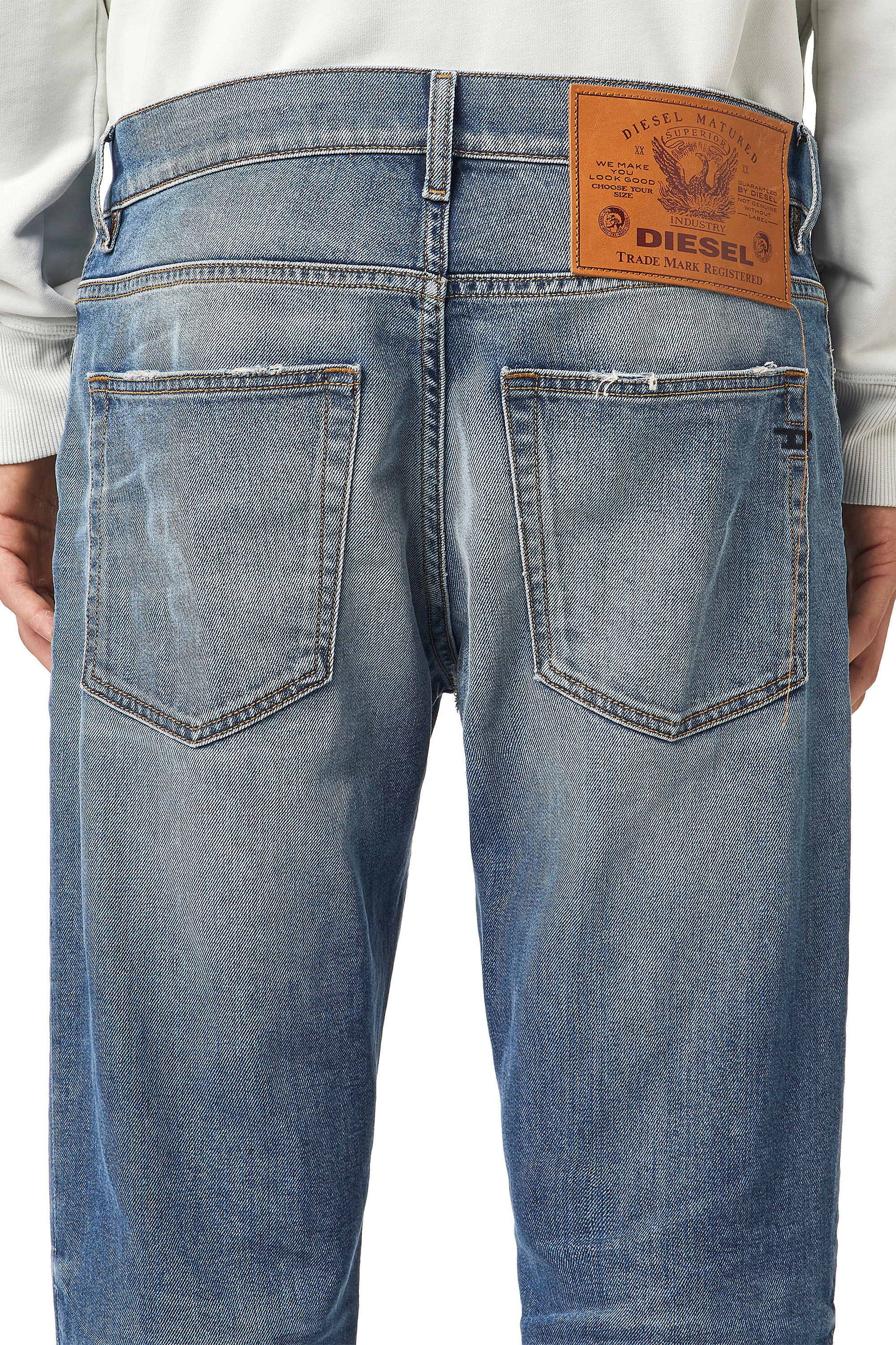 Diesel - Tapered Jeans 2005 D-Fining 09A97, Azul Claro - Image 6