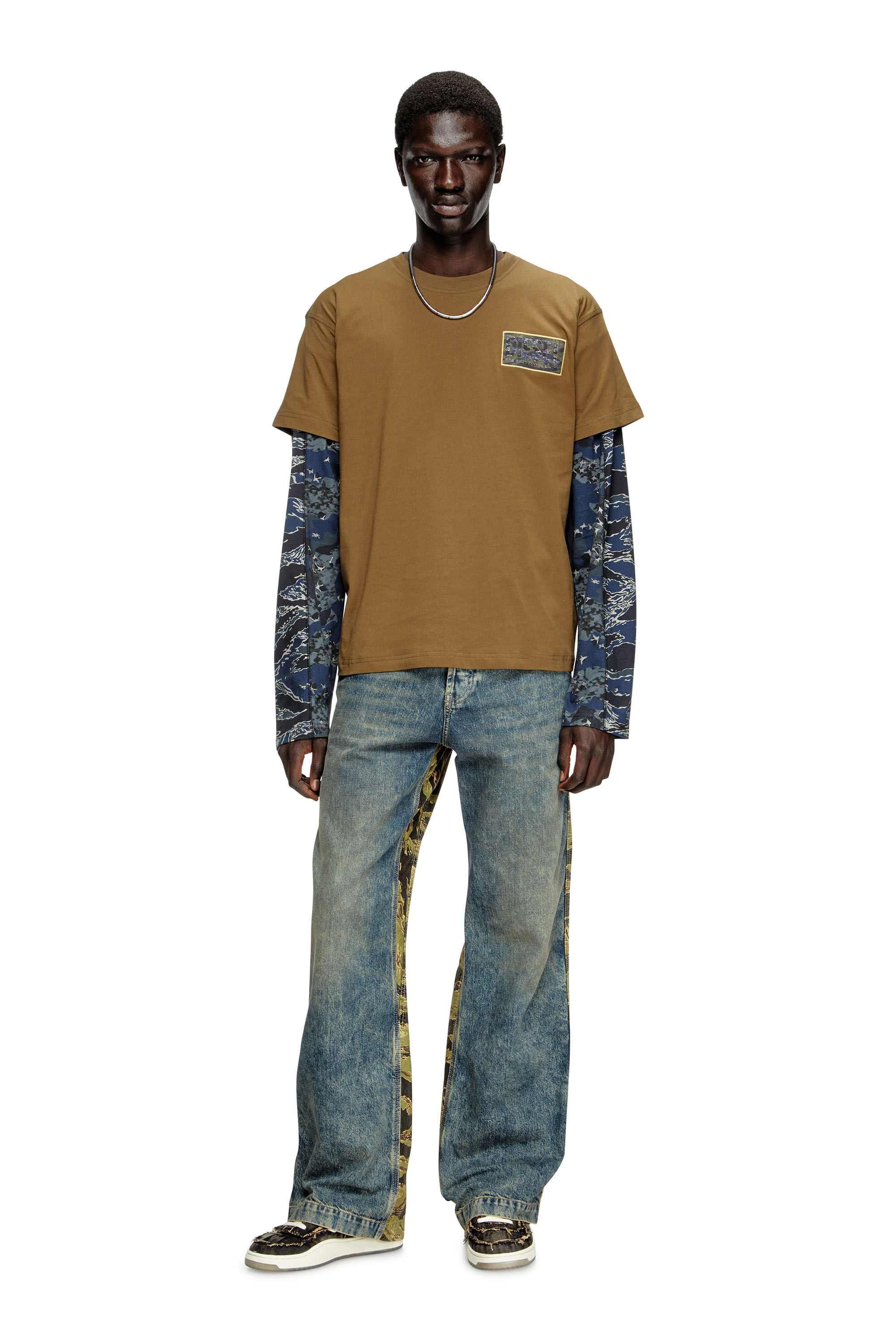 Diesel - T-NORM-T3, Camiseta con parche del logotipo de camuflaje Hombre in Verde - 1