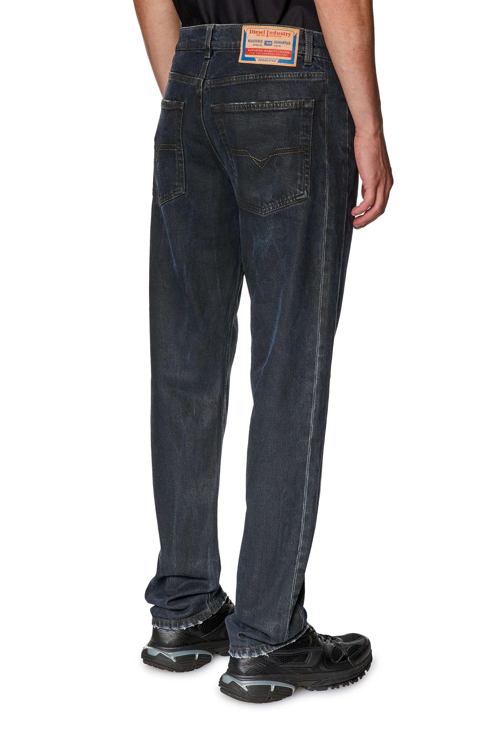 Diesel - Straight Jeans 1995 D-Sark 0HJAU, Negro/Gris oscuro - Image 4