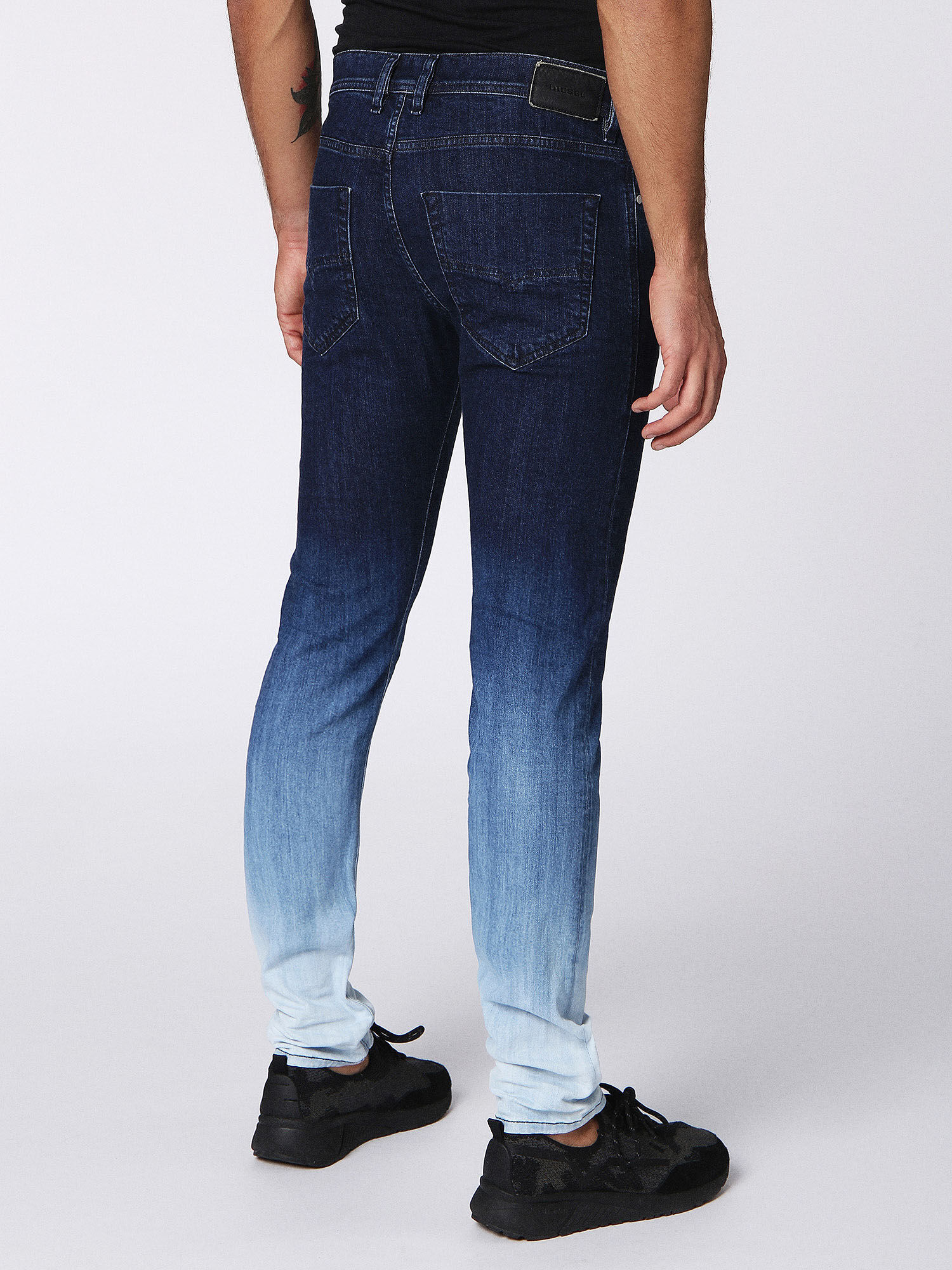 Jeans diesel homme online tepphar slim carrot