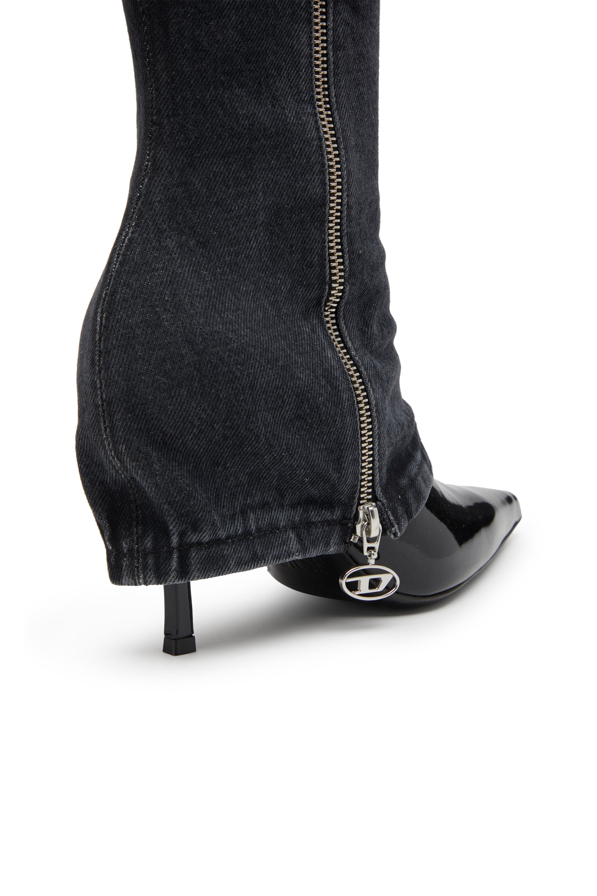 Diesel - D-VENUS TWISTED BOOT, D-Venus-Botas con tacones de aguja hasta la rodilla y efecto trampantojo de tejido vaquero Mujer in Negro - 5