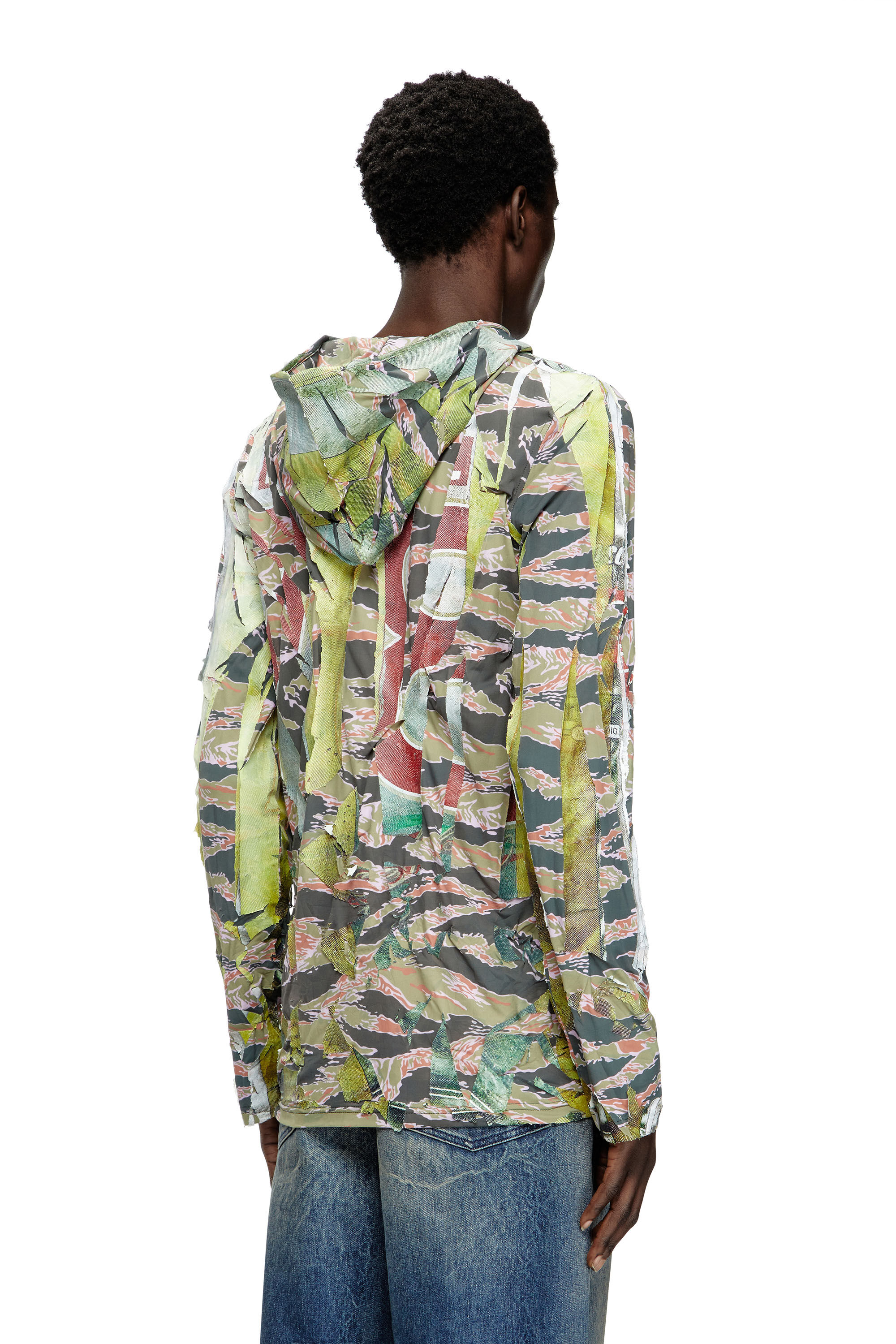 Diesel - T-GILLIS, Sudadera de camuflaje con capucha y sobreimpresión agrietada Unisex in Multicolor - 4