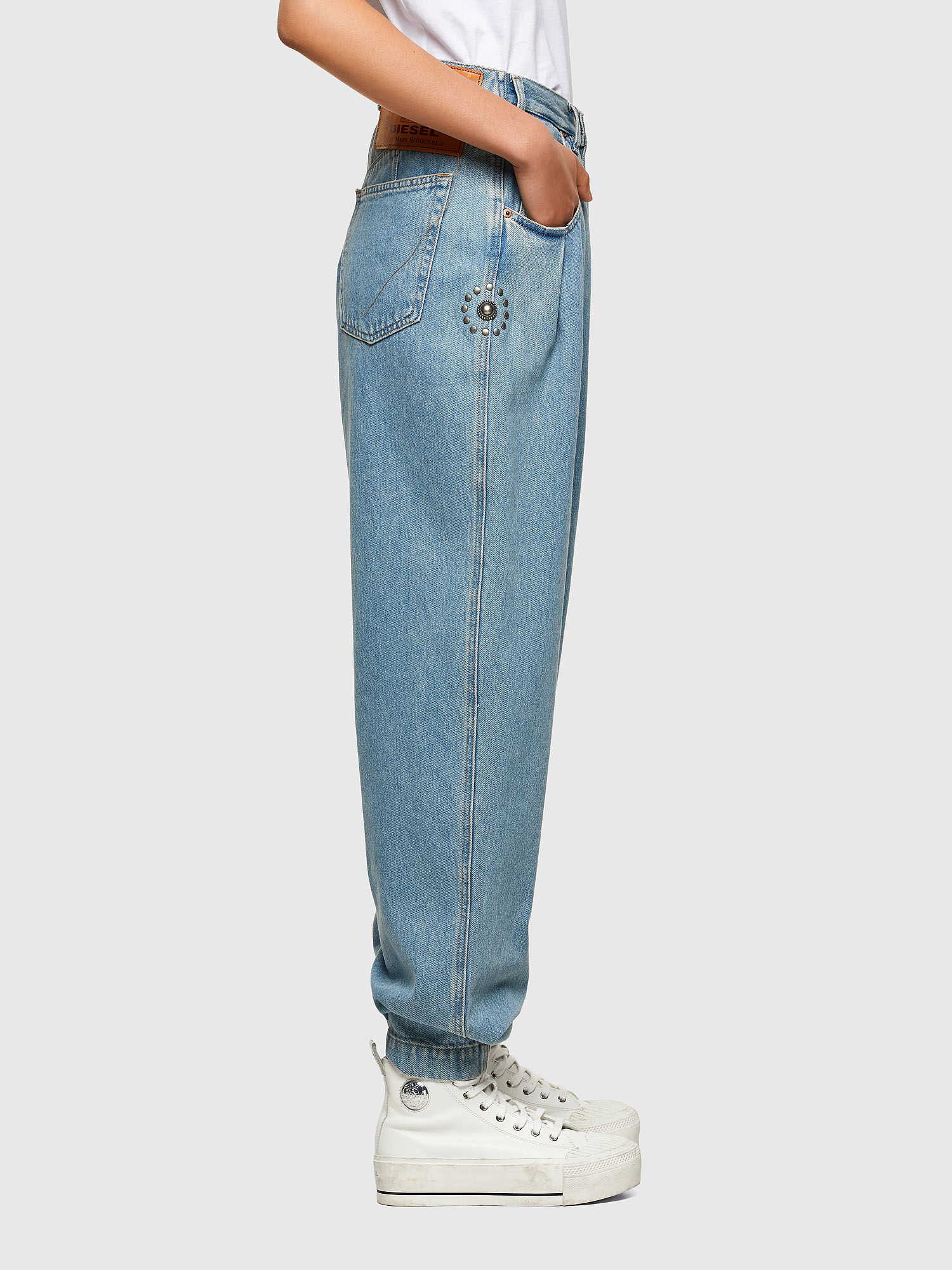 Diesel - D-Concias 009RQ Boyfriend Jeans, Azul Claro - Image 8