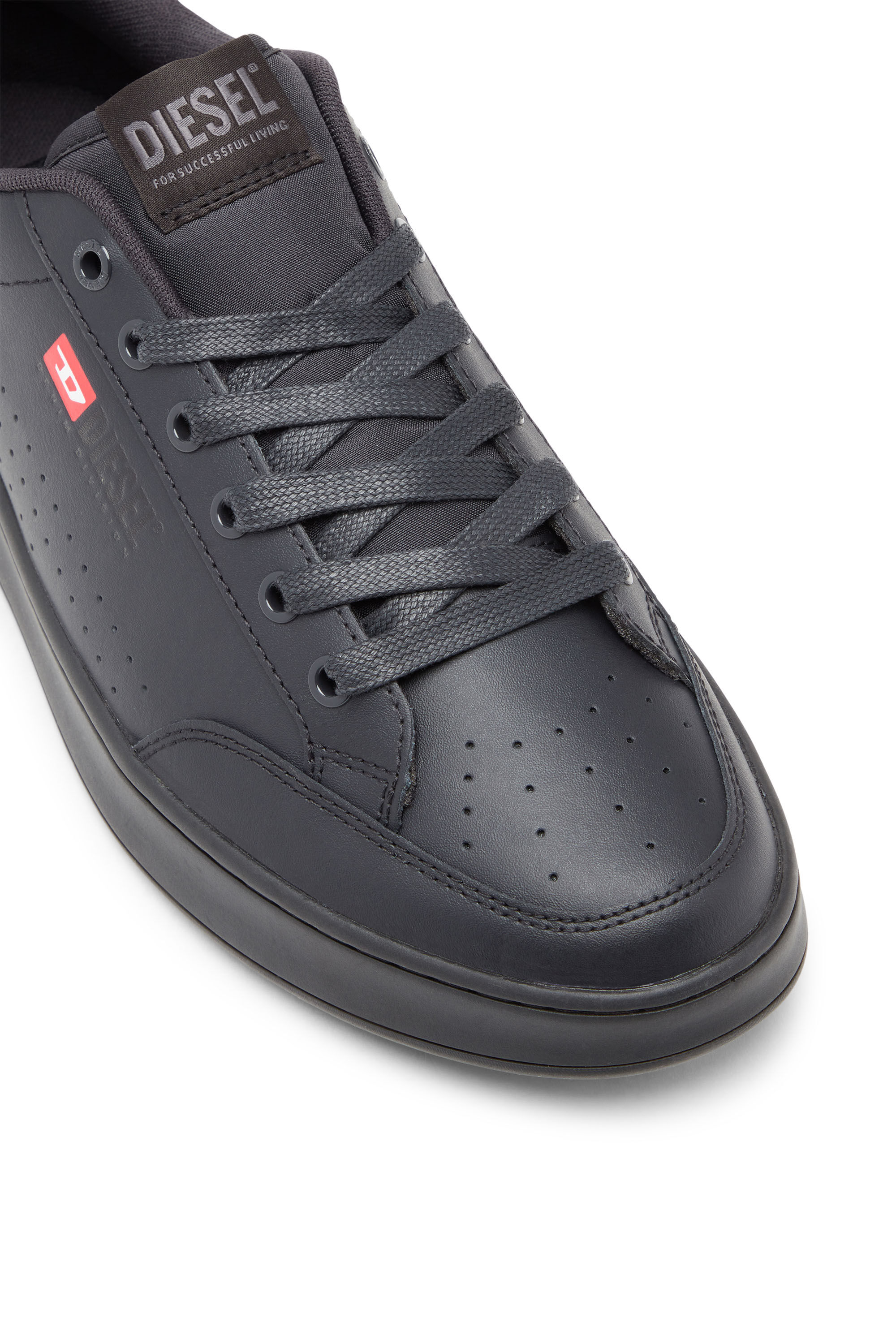 【大人気】DIESEL S Athene Vtg ロゴスニーカー Men's S-Athene-Low-top sneakers in leather and nylon | Black