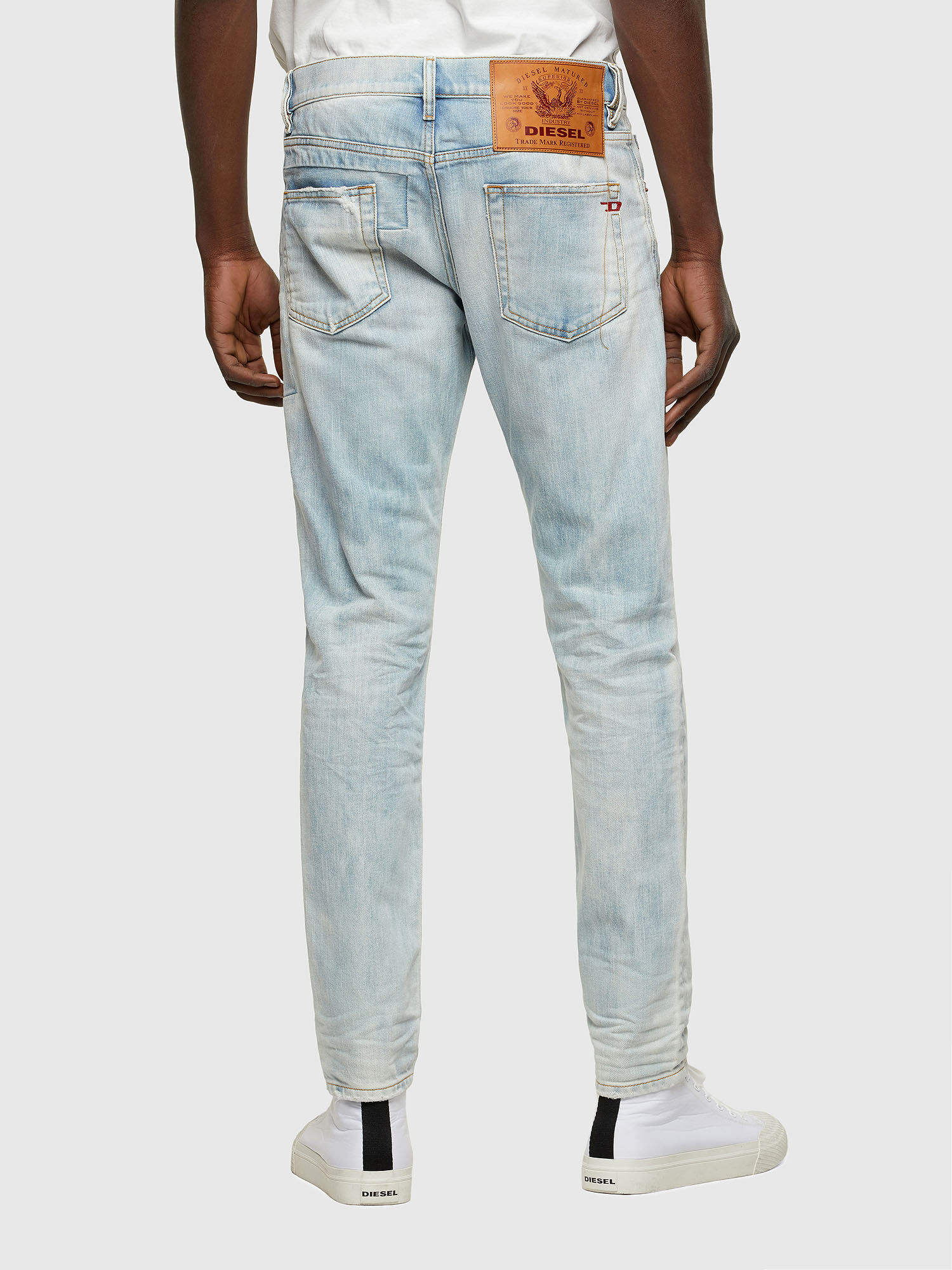 Diesel - 2019 D-STRUKT 009TN Slim Jeans, Azul Claro - Image 3