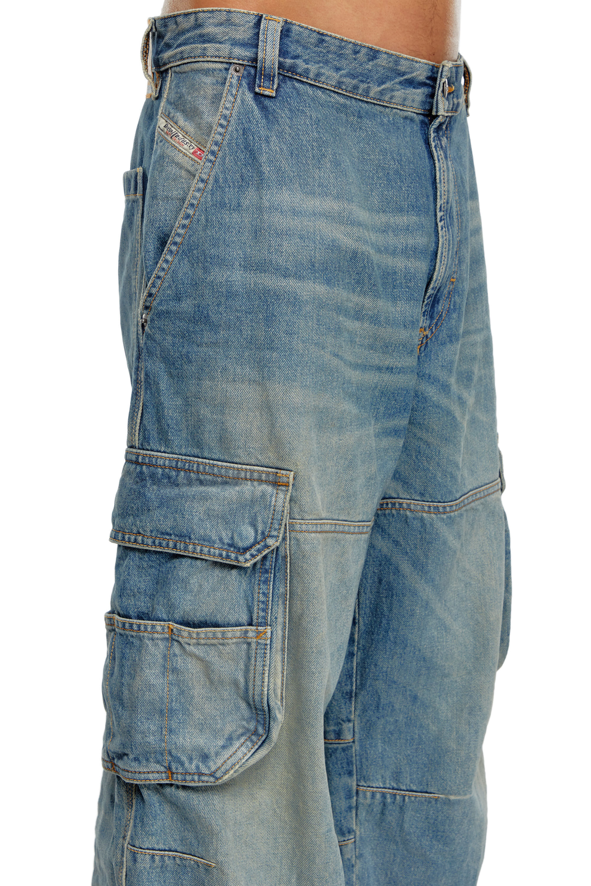 Diesel - Straight Jeans D-Fish 09J83, Hombre Straight Jeans - D-Fish in Azul marino - Image 5