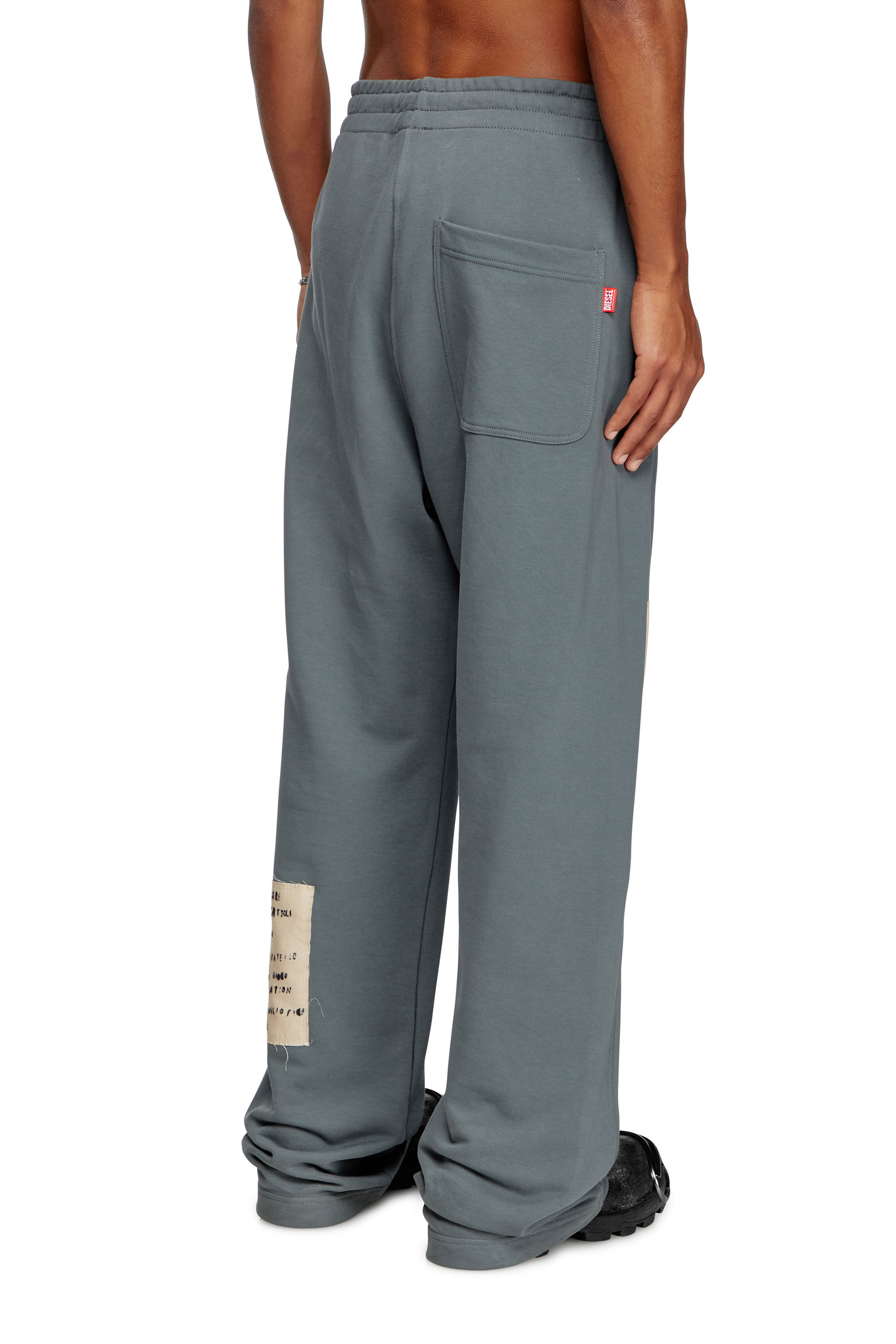 Diesel - P-MARTYANS-DD, Pantalones deportivos con parches de tatuaje Unisex in Gris - 5