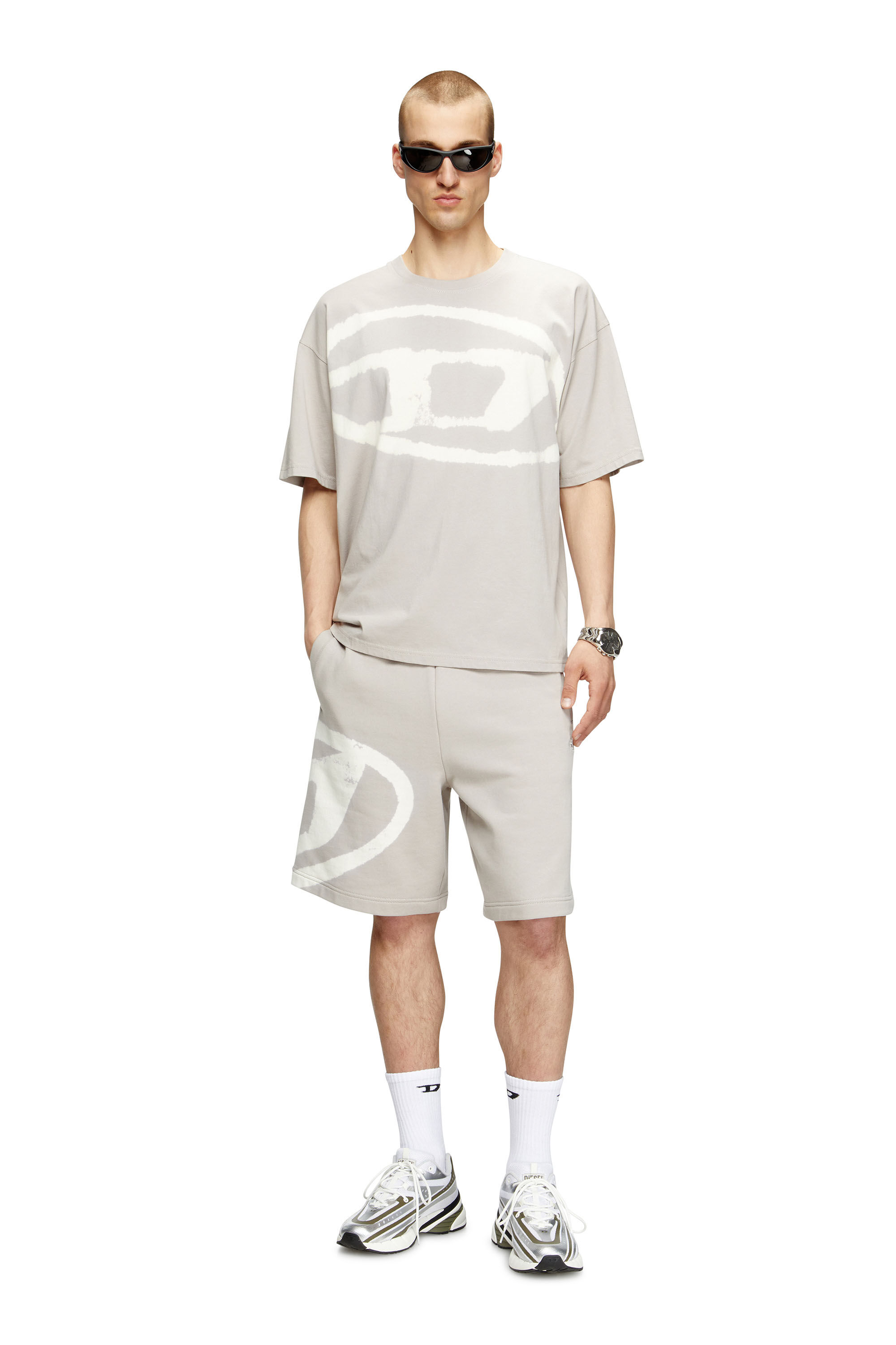 Men's T-shirt with bleached Oval D logo | Grey | Diesel