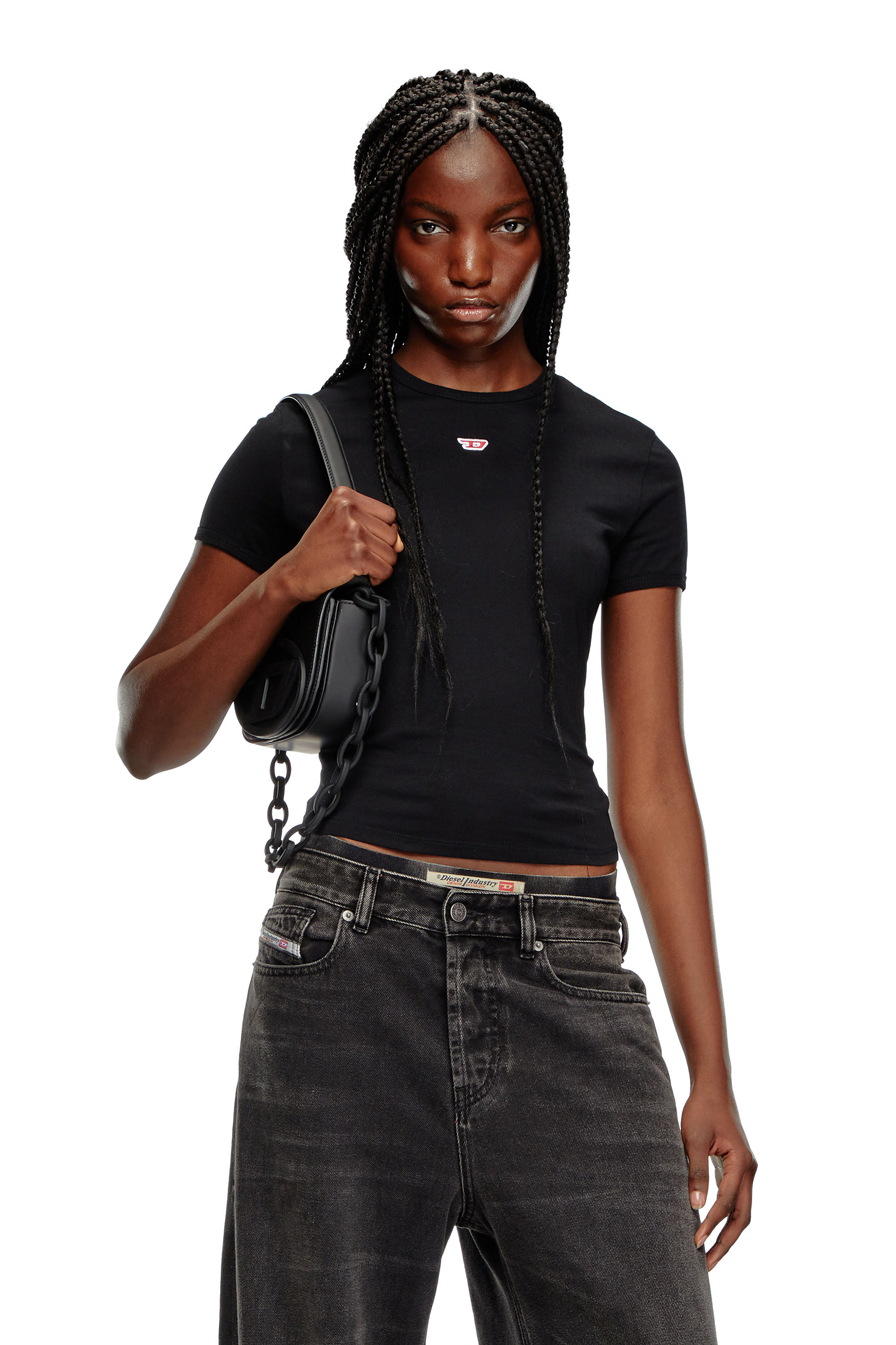 Diesel - T-UNCUTIE-LONG-D, Mujer Camiseta con parche D bordado in Negro - Image 3