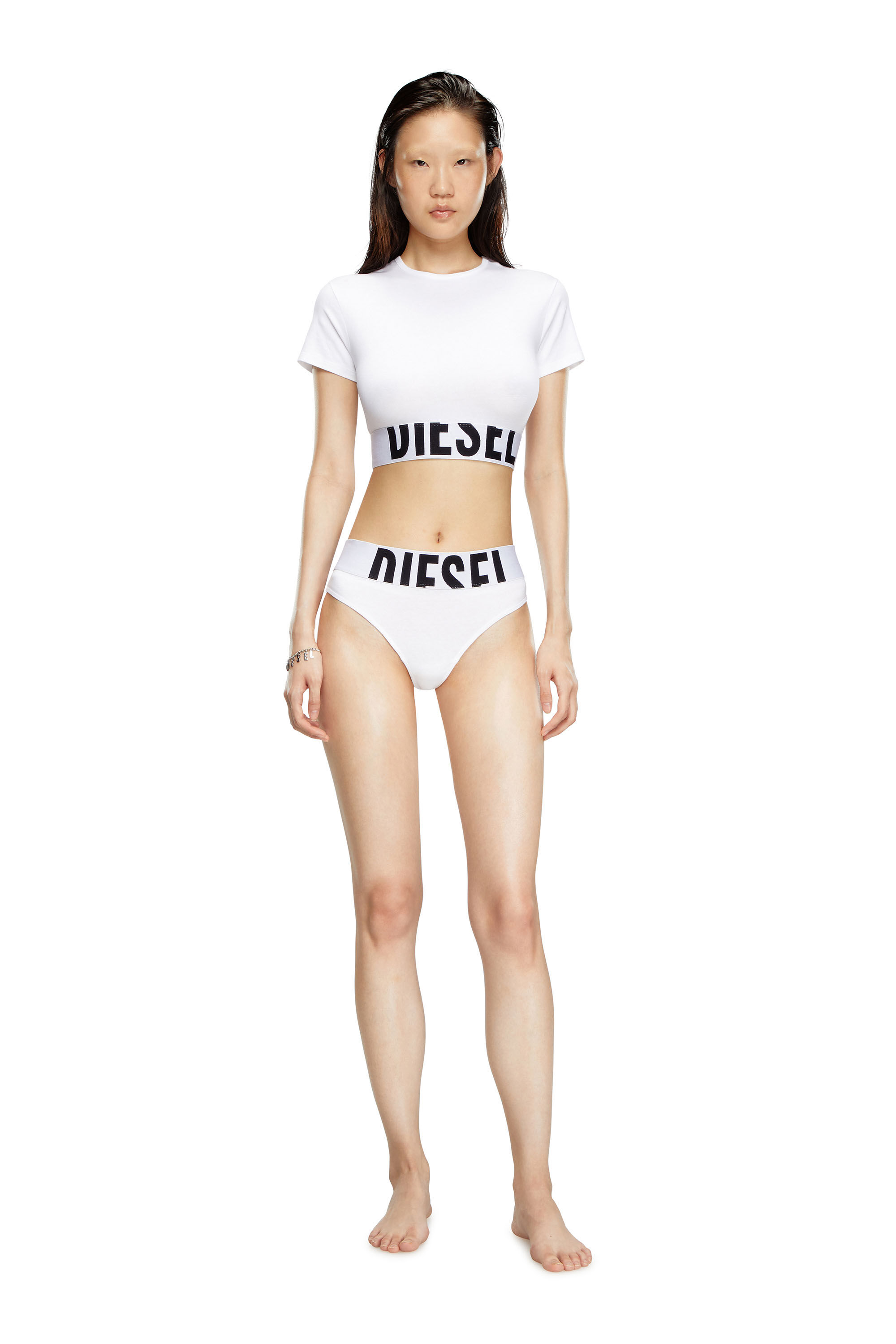 Diesel - UFTEE-SPORT-CROPPED-T-SHIRT, Top deportivo recortado con banda con el logotipo Mujer in Blanco - 2