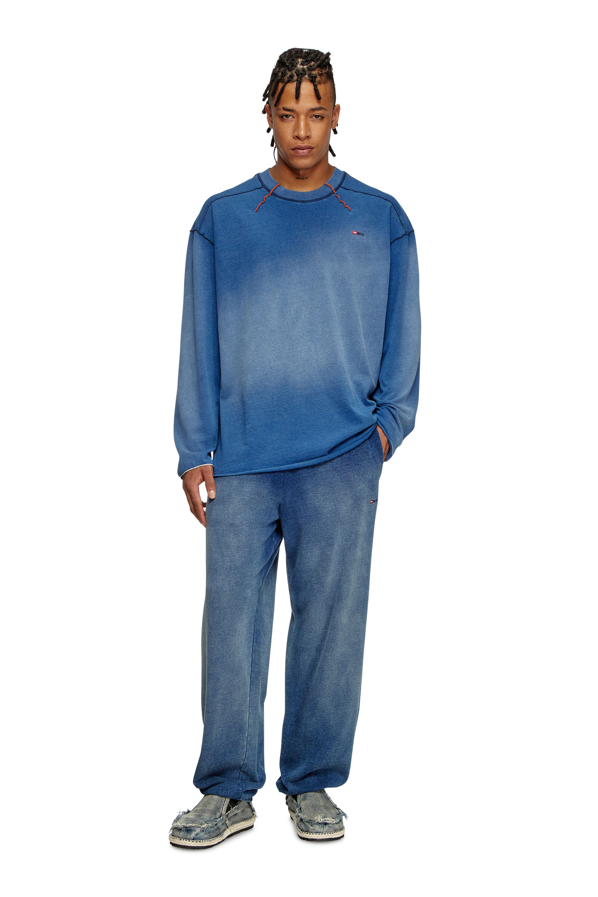 Diesel - T-CRAO-LS, Camiseta de manga larga desteñida con logotipo pequeño Hombre in Azul marino - 1