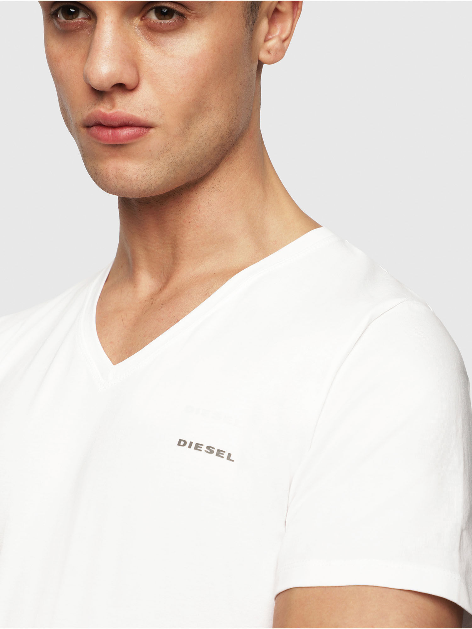 UMTEE MICHAEL Men V neck T Shirt with Diesel logo detail Diesel