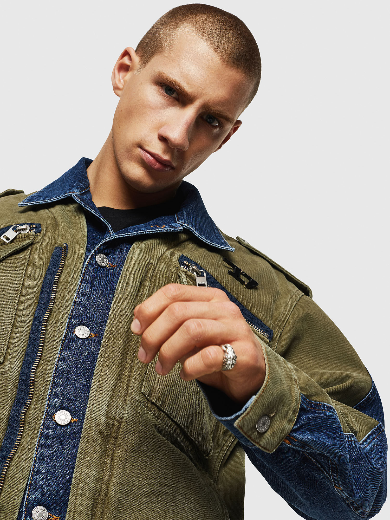 D-MALLY Men: Layered-effect military trucker jacket | Diesel