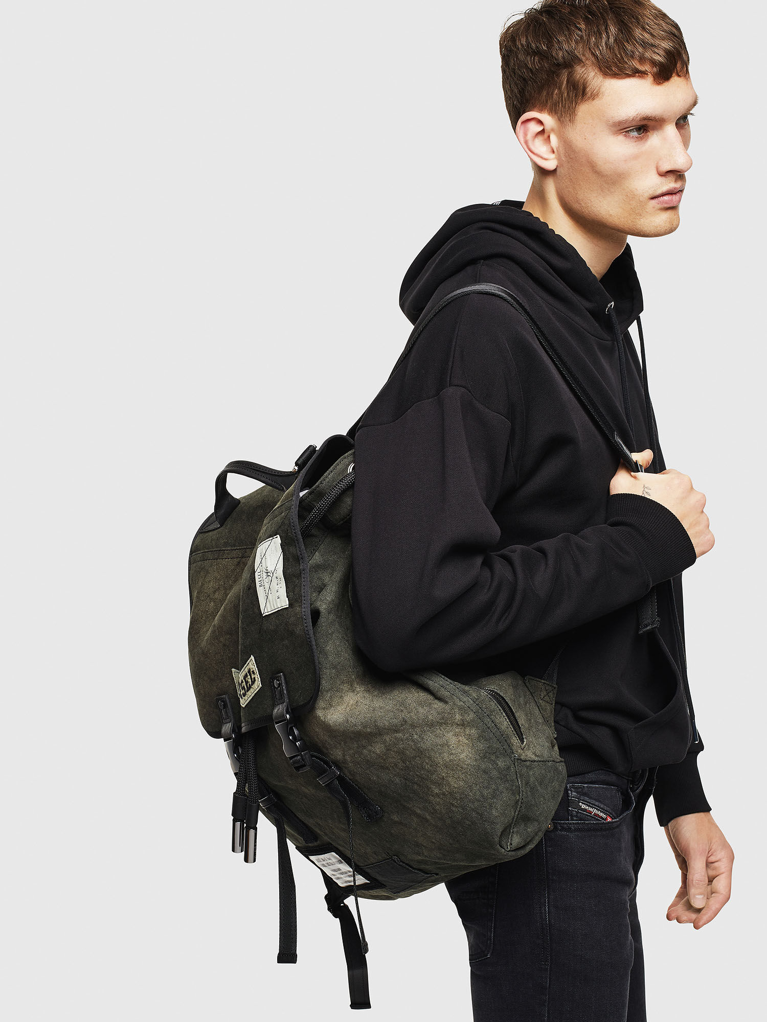 Volpago back top