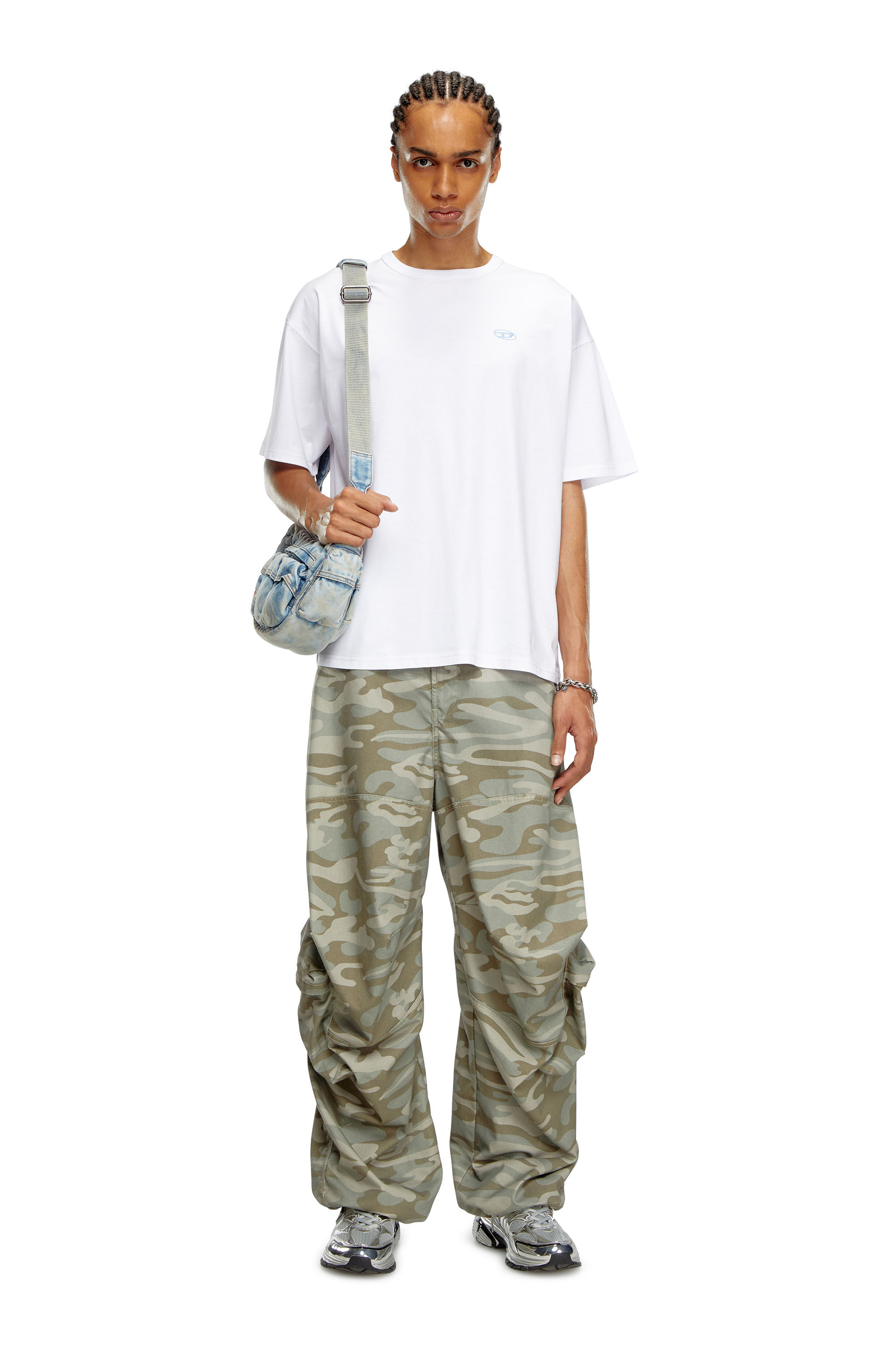 Diesel - T-BOXT-K18, Camiseta con estampado Oval D y bordado Hombre in Blanco - 1