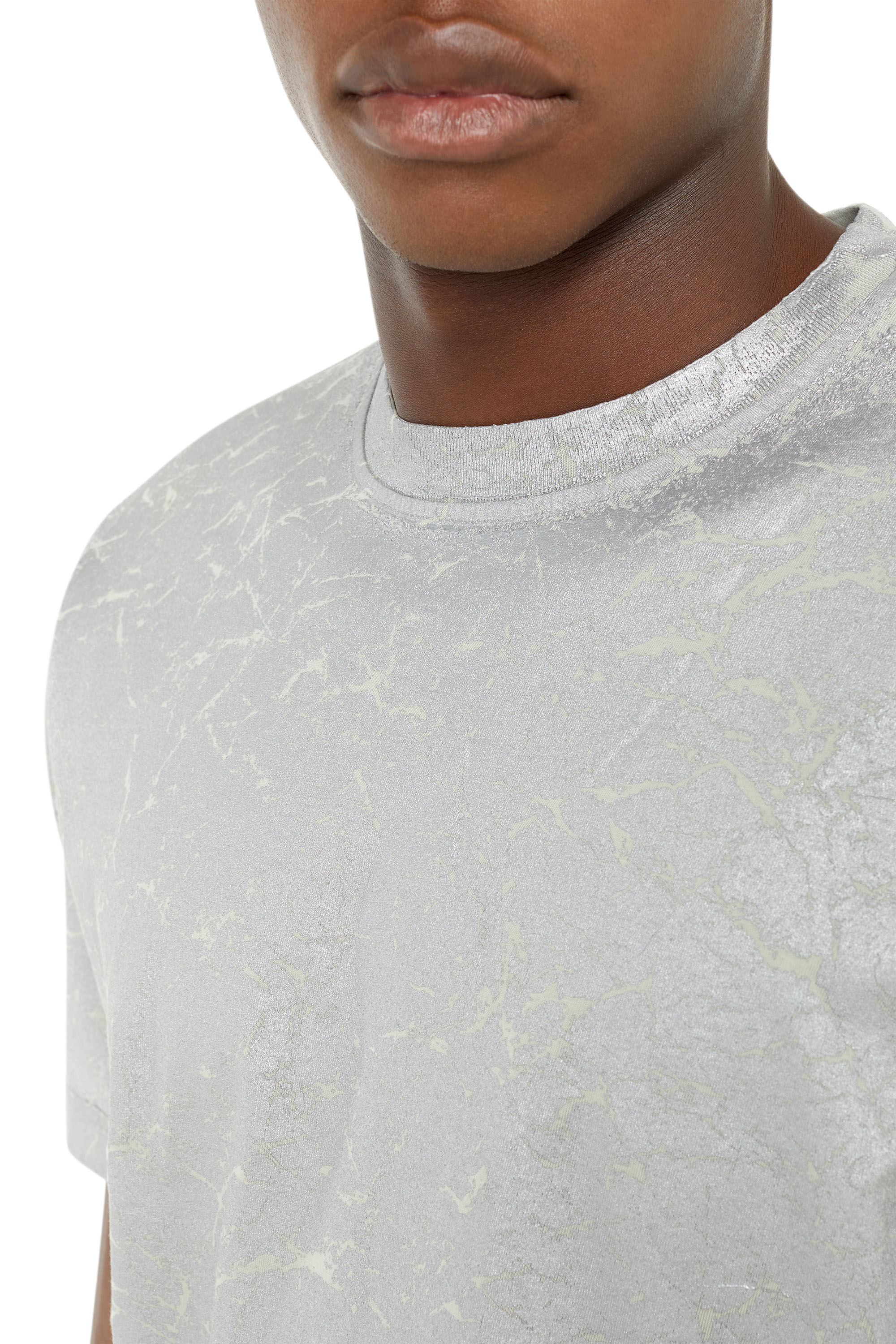 T-JUST-RAW Man: T-shirt with cracked print