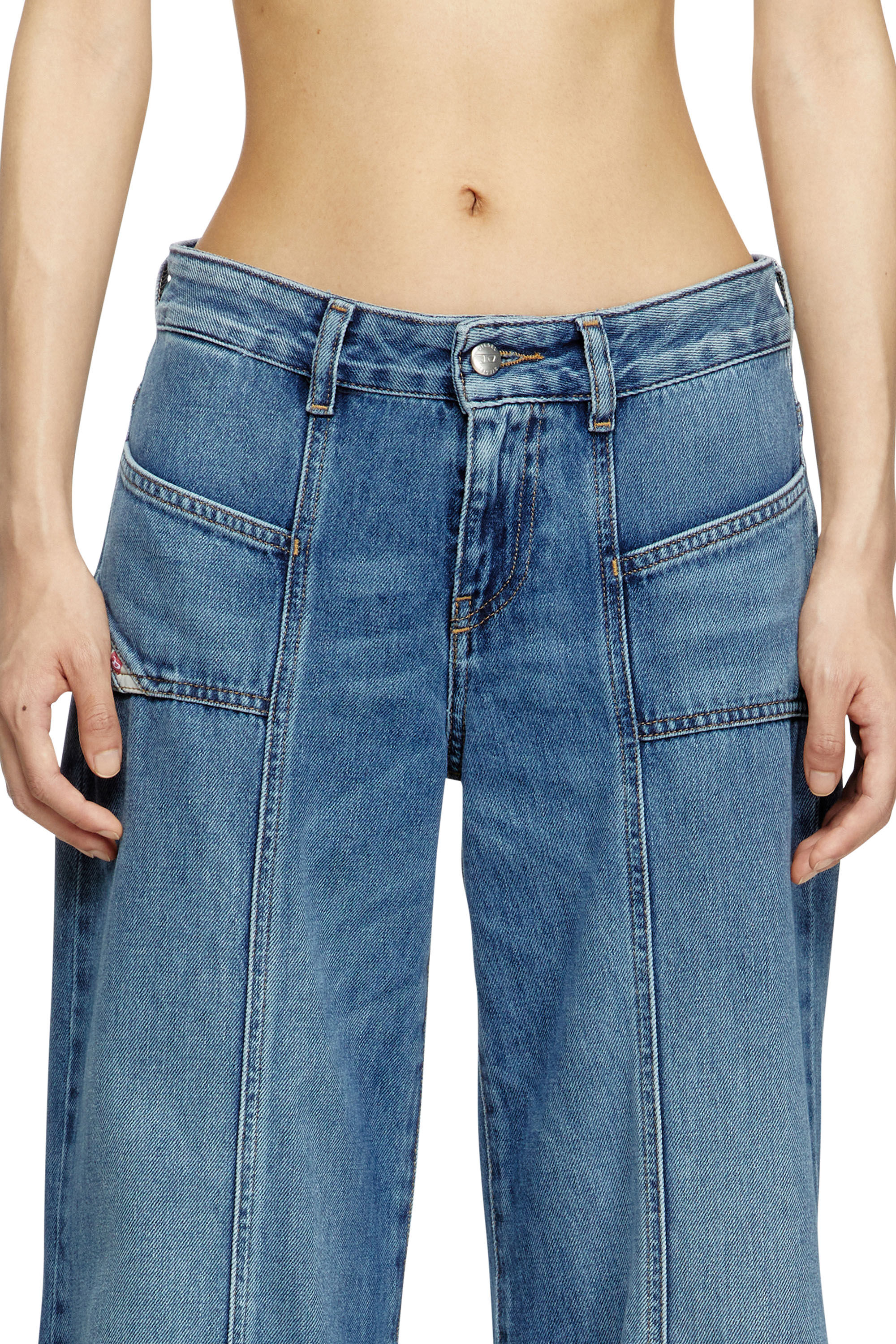 Diesel - Flare Jeans D-Akii 09M56 Mujer, Azul medio - 5