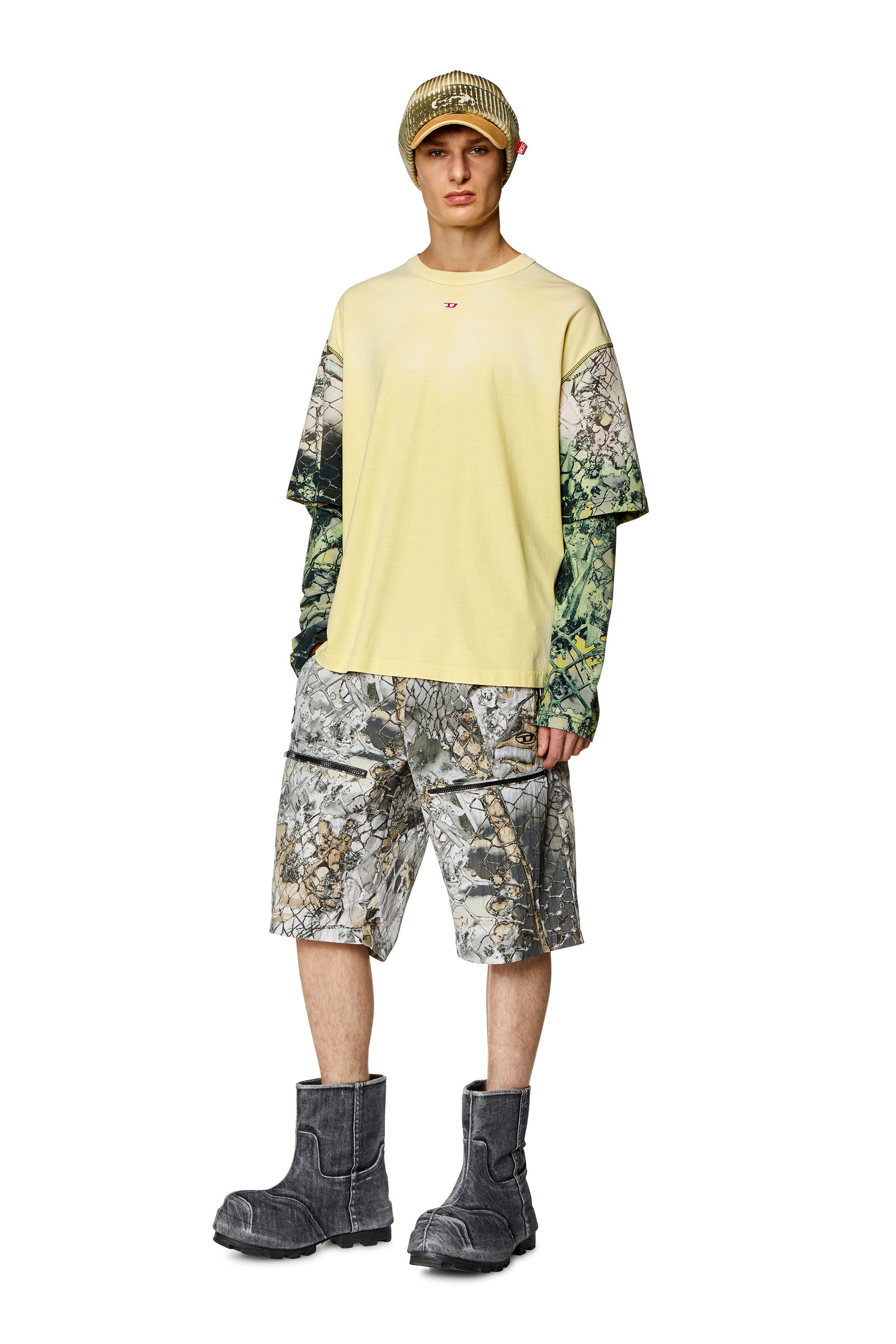 Men's oversized T-shirt with graphic sleeves | Diesel