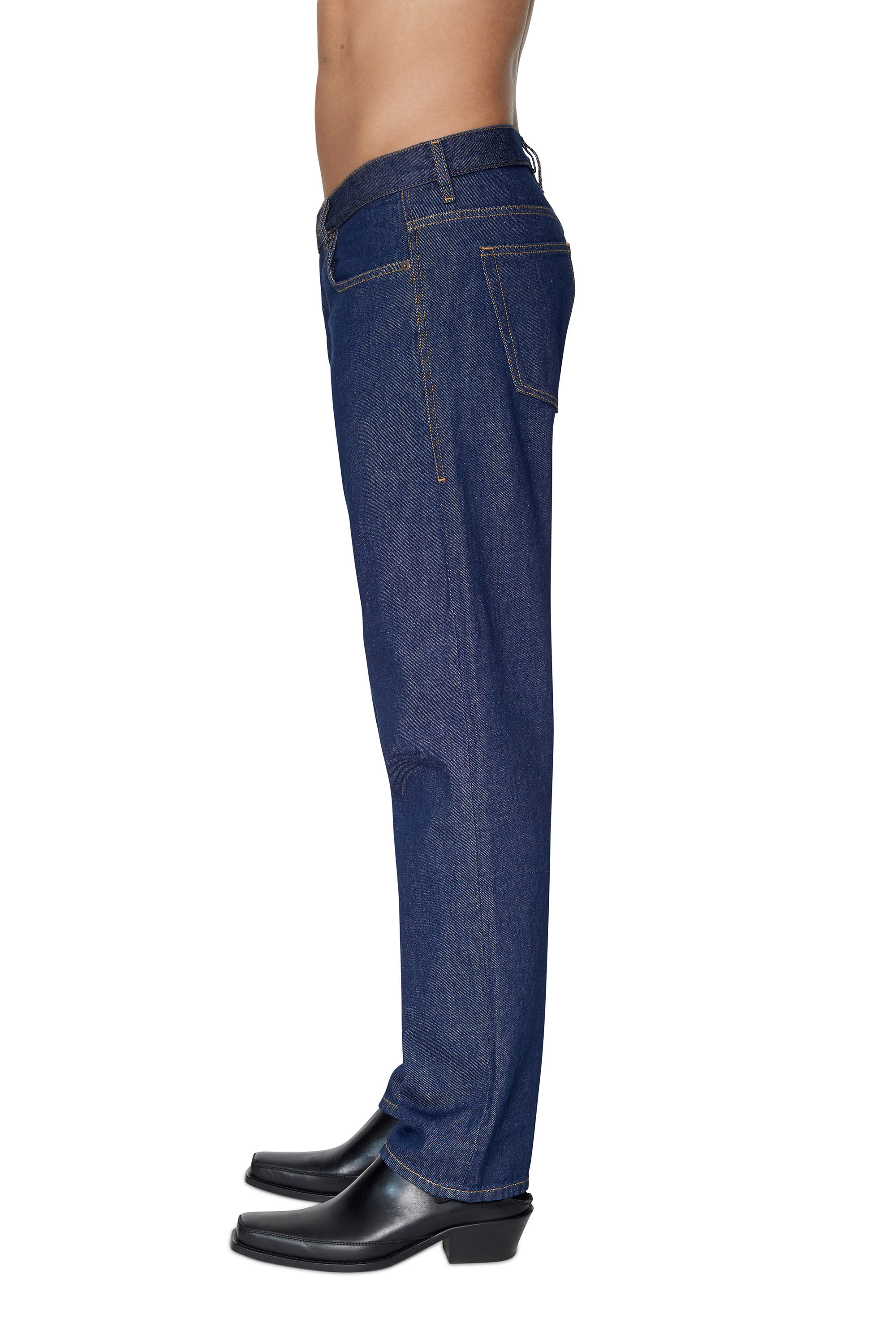 2020 D-Viker Straight Jeans Z9B85