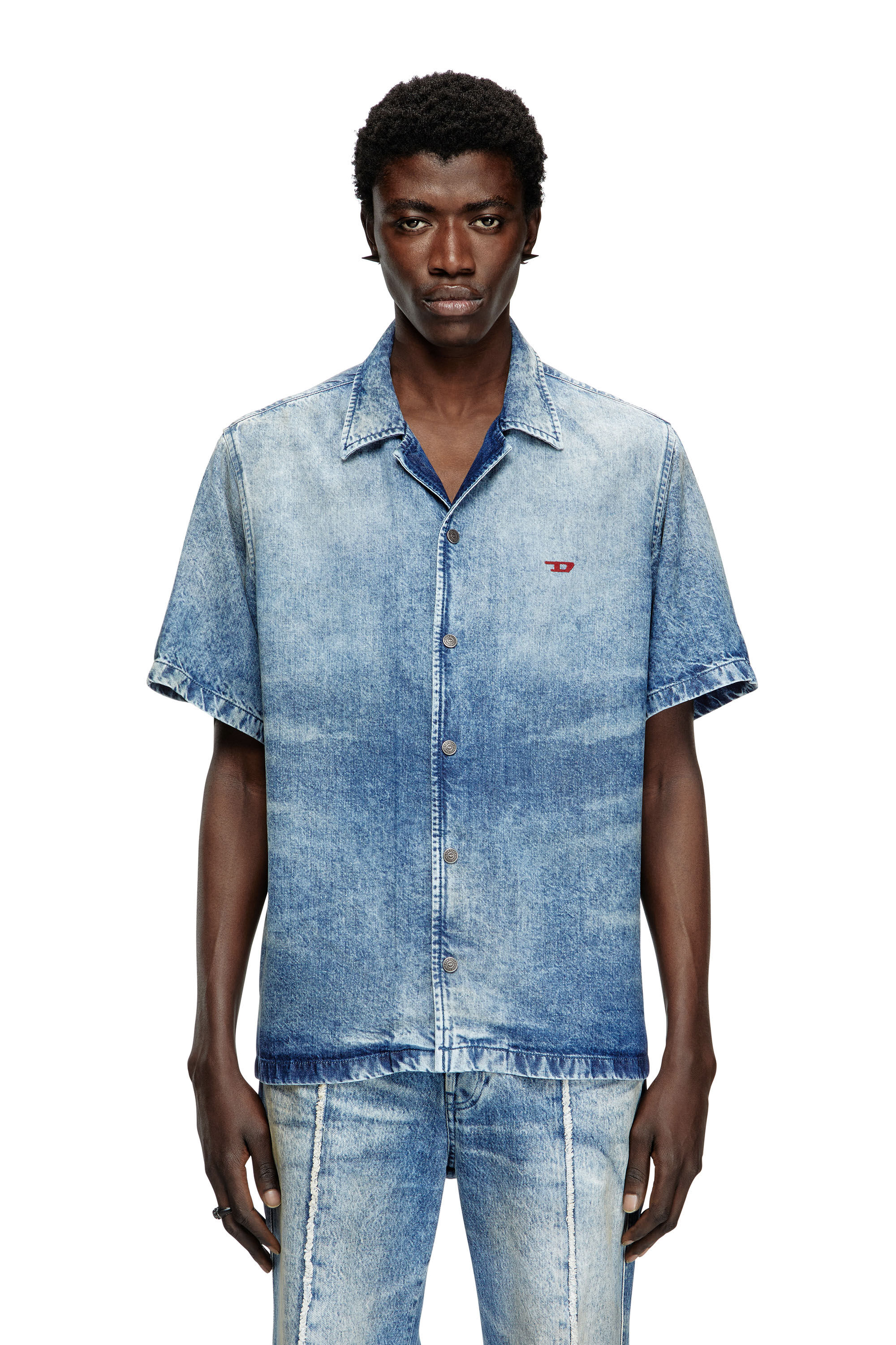 Tシャツ・カットソー DIESEL SS25 'D-Nabil-Fsg' shirt (A191780CMBP 01) Men's Bowling shirt in distressed denim | Blue | Diesel