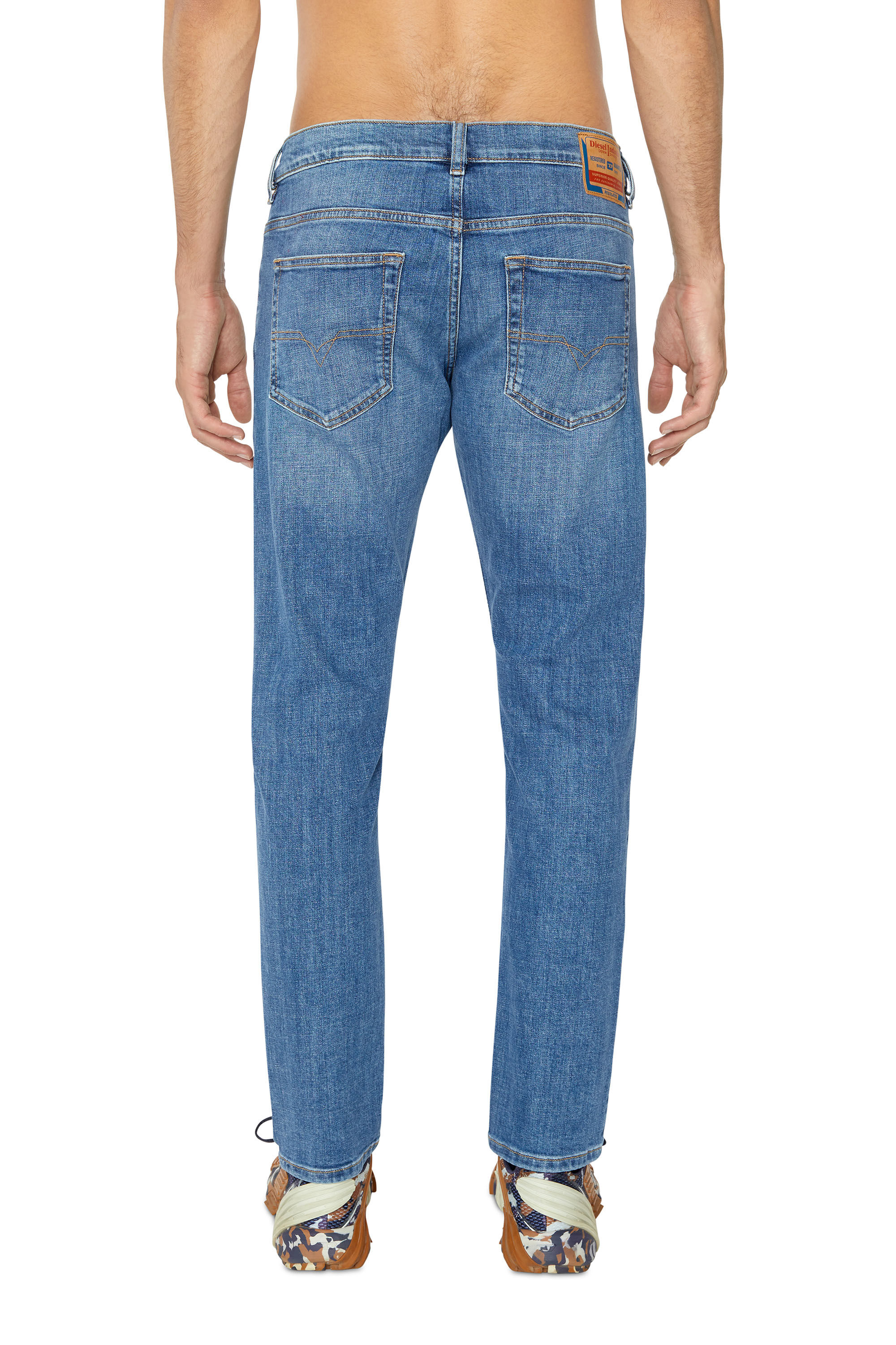 Diesel - D-Luster 0IHAT Slim Jeans, Medium blue - Image 4