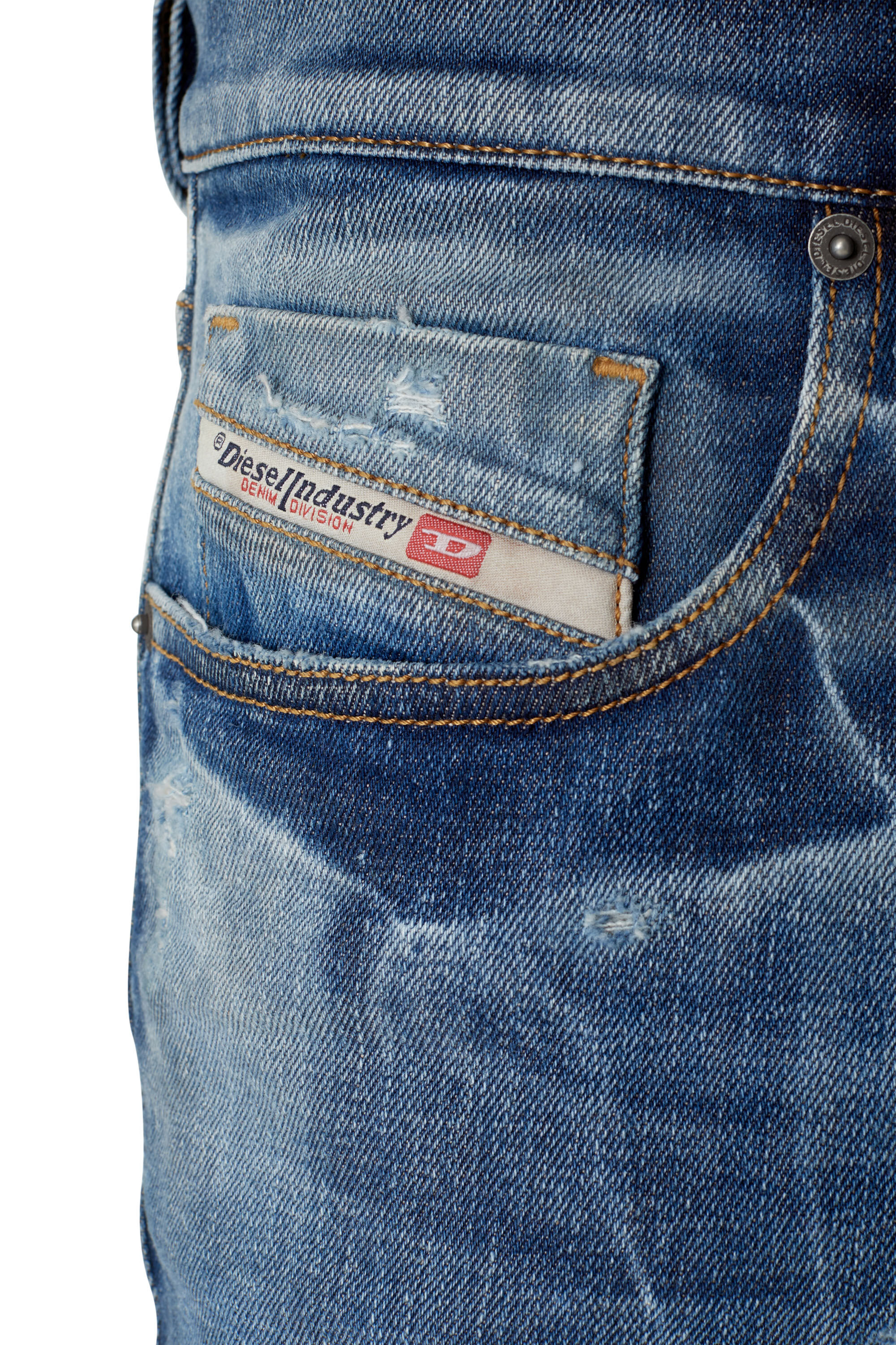 Diesel - 2019 D-Strukt 09E14 Slim Jeans, Azul medio - Image 6