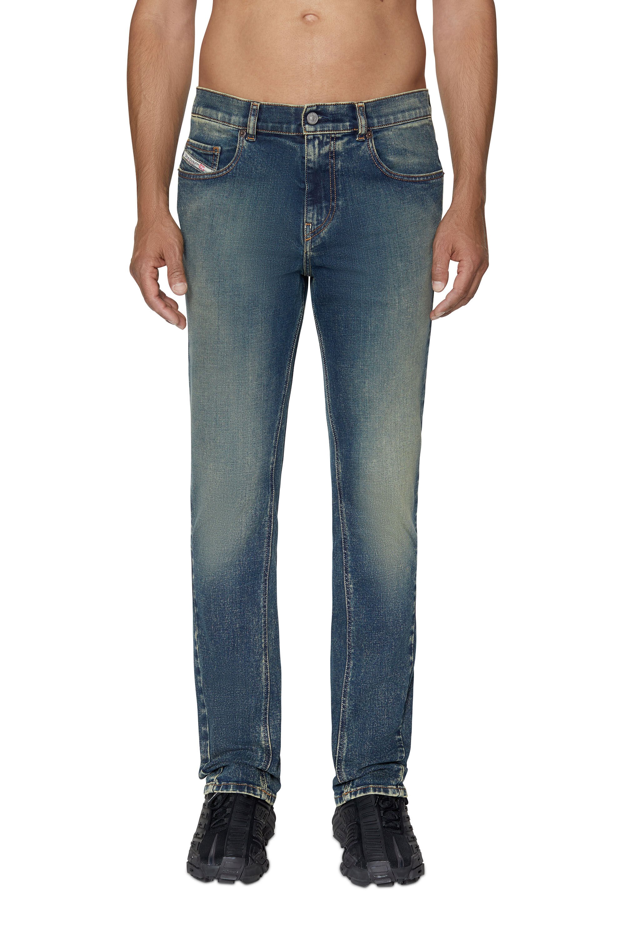Diesel - 2021 09B91 Bootcut Jeans, Azul Oscuro - Image 3